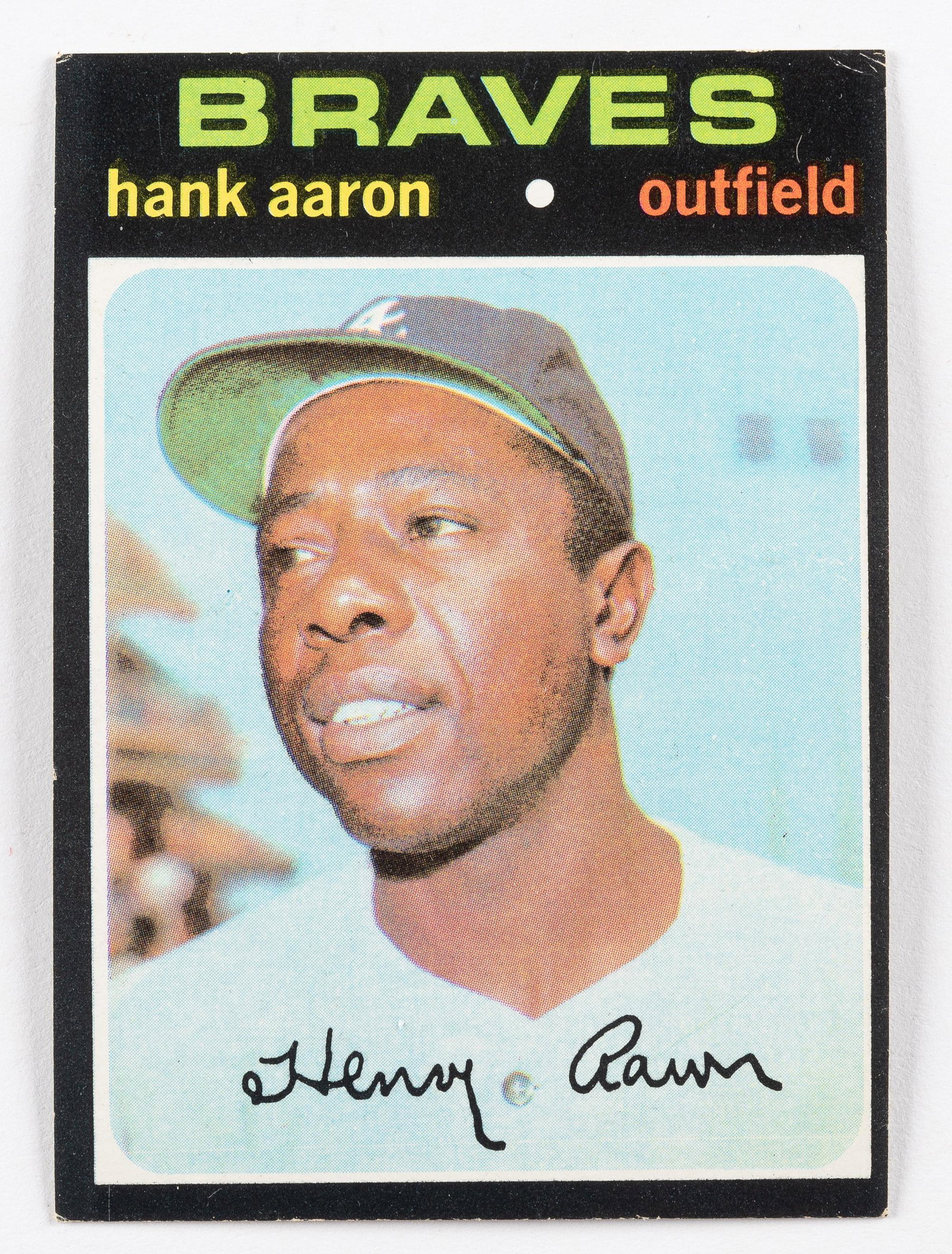 1971 Aaron Vintage Baseball Card: DESCRIPTION: Aaron Hall of Fame # 400. CONDITION: Excellent. IMPORTANT: Before bidding, please read the terms and conditions. When you registered for the auction you agreed to these terms and will be 
