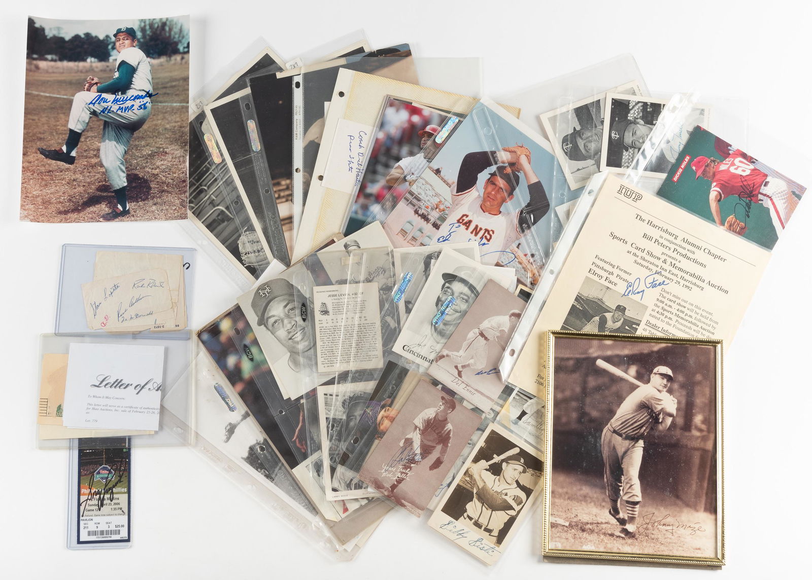 54 Autographed Baseball Items (1 of 11)