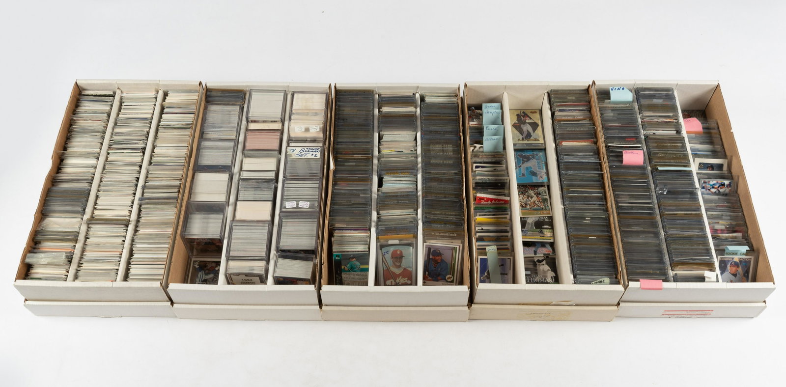 Over 10,000 Baseball Cards: DESCRIPTION: Includes single stars, rookies, and chase cards, such as Vina, Renteria, Marrero, Benes, and more. CONDITION: Very good. IMPORTANT: Before bidding, please read the terms and conditions. W
