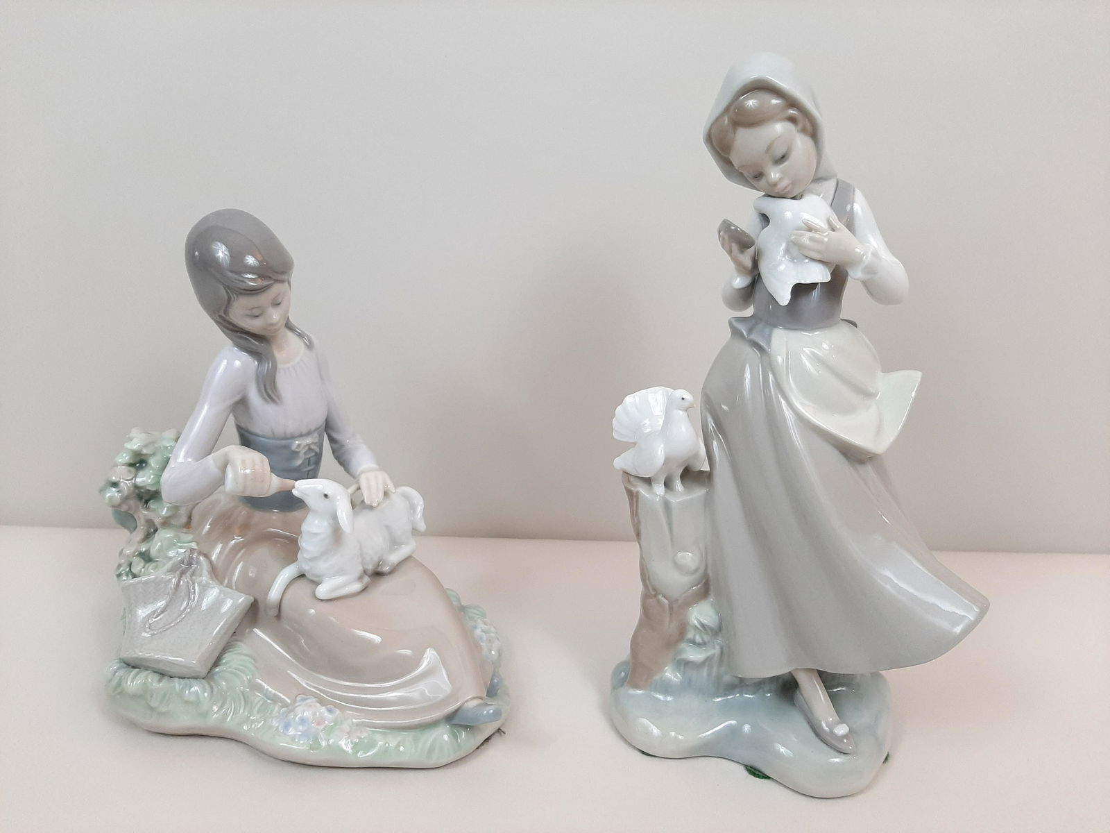 2 Lladro Figurines (1 of 4)