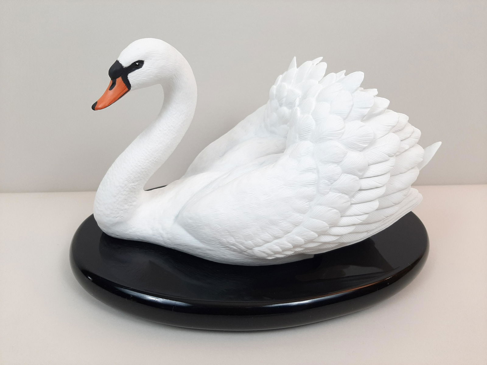 Franklin Mint Royal Swan (1 of 4)