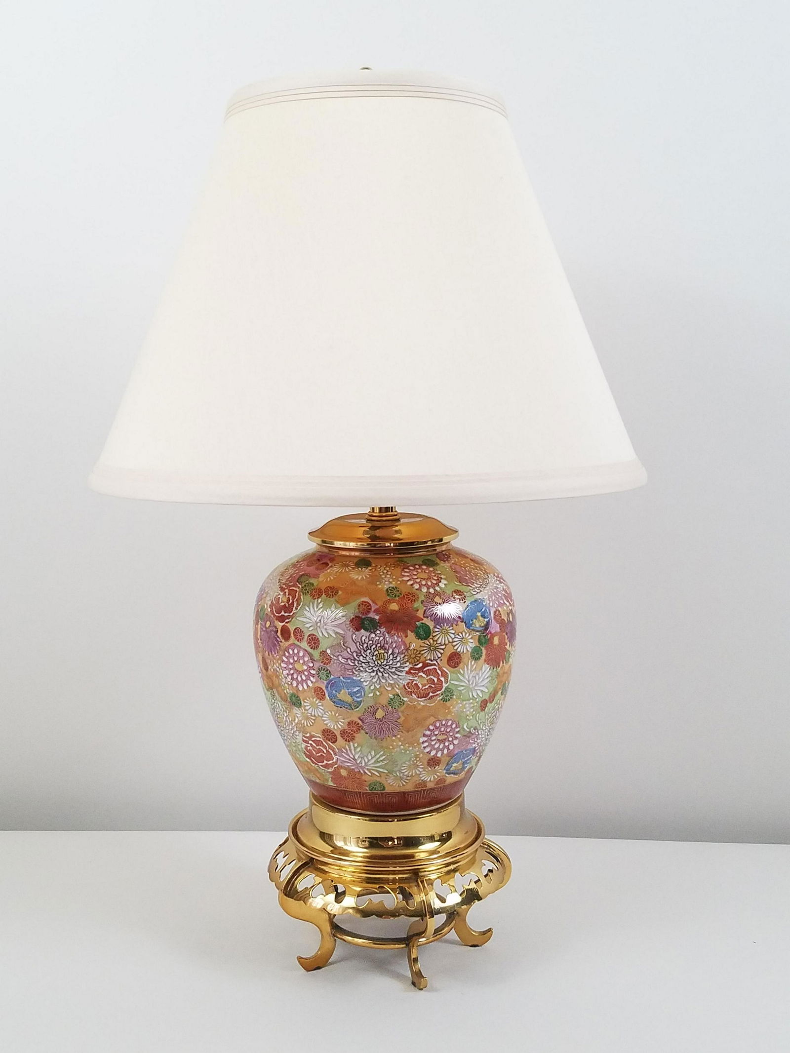 Satsuma Floral Table Lamp (1 of 2)