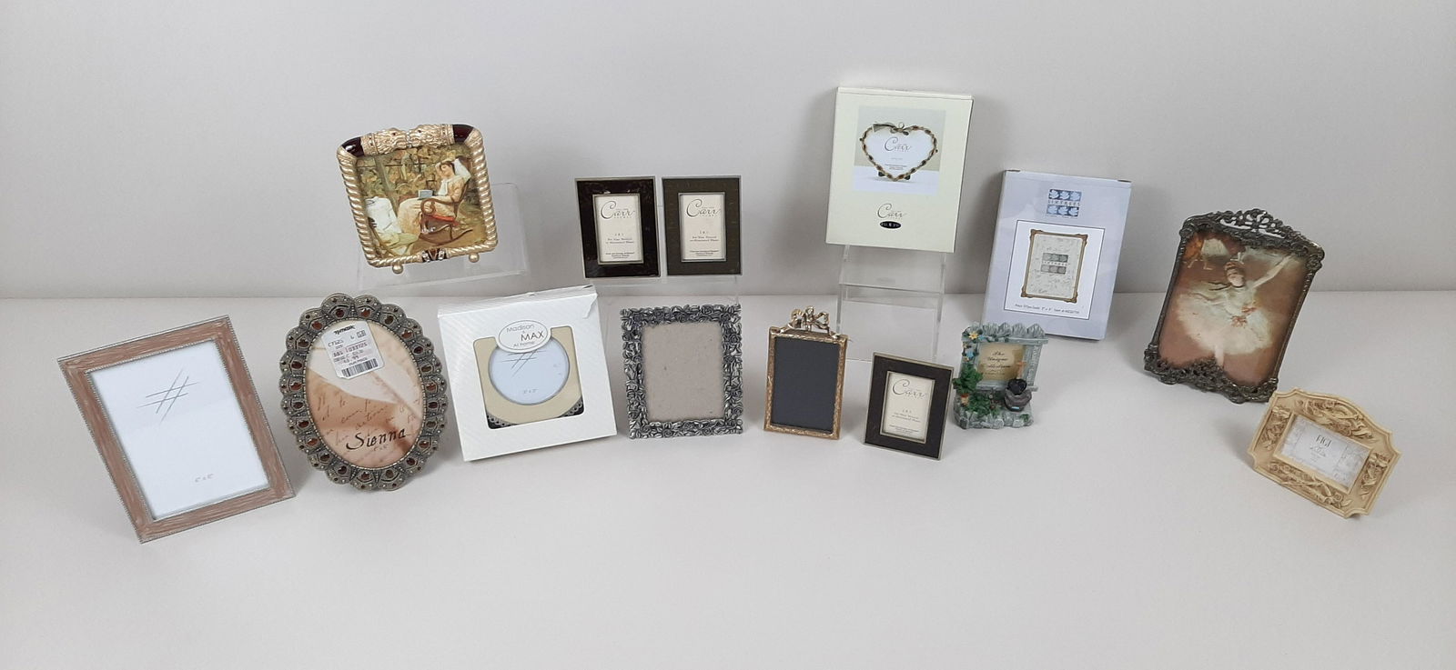 14 Decorative Picture Frames (1 of 2)