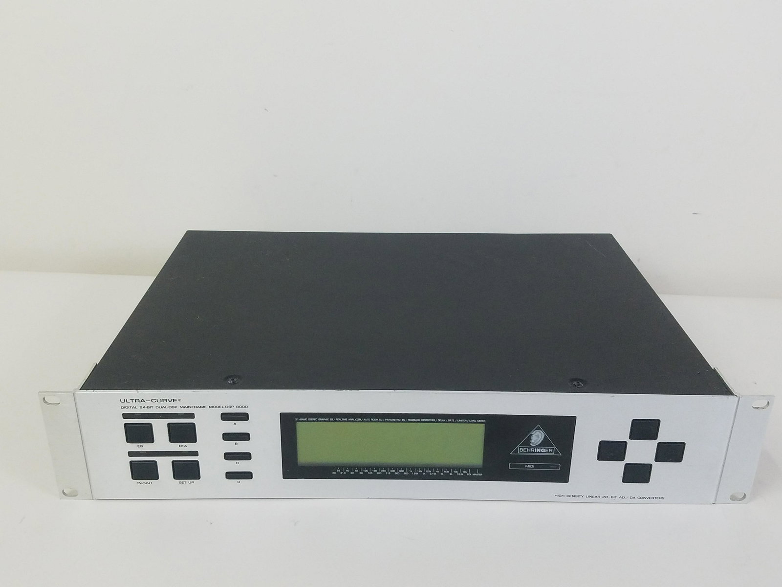 Behringer Ultra Curve Main Frame (1 of 5)