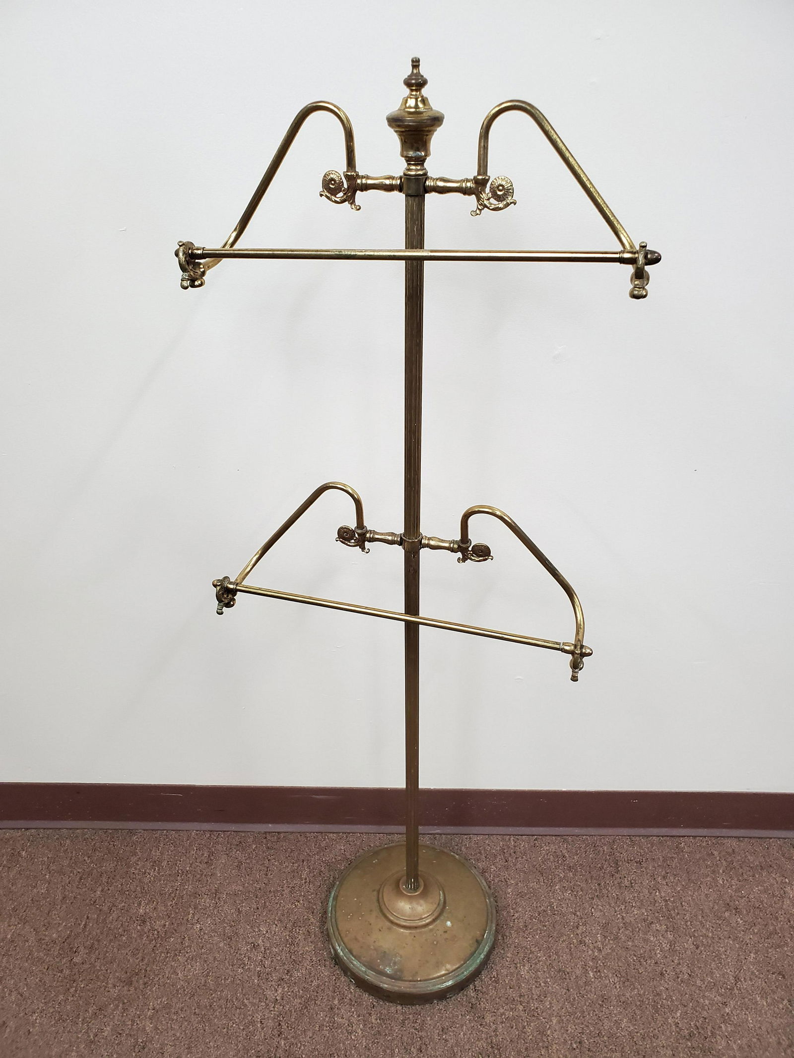 Brass Towel Rack (1 of 4)
