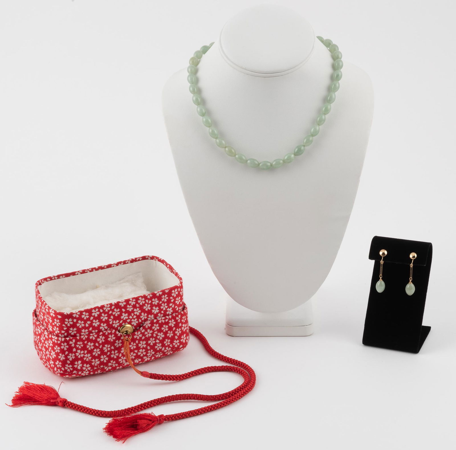 14K Jade Necklace and Earrings (1 of 7)