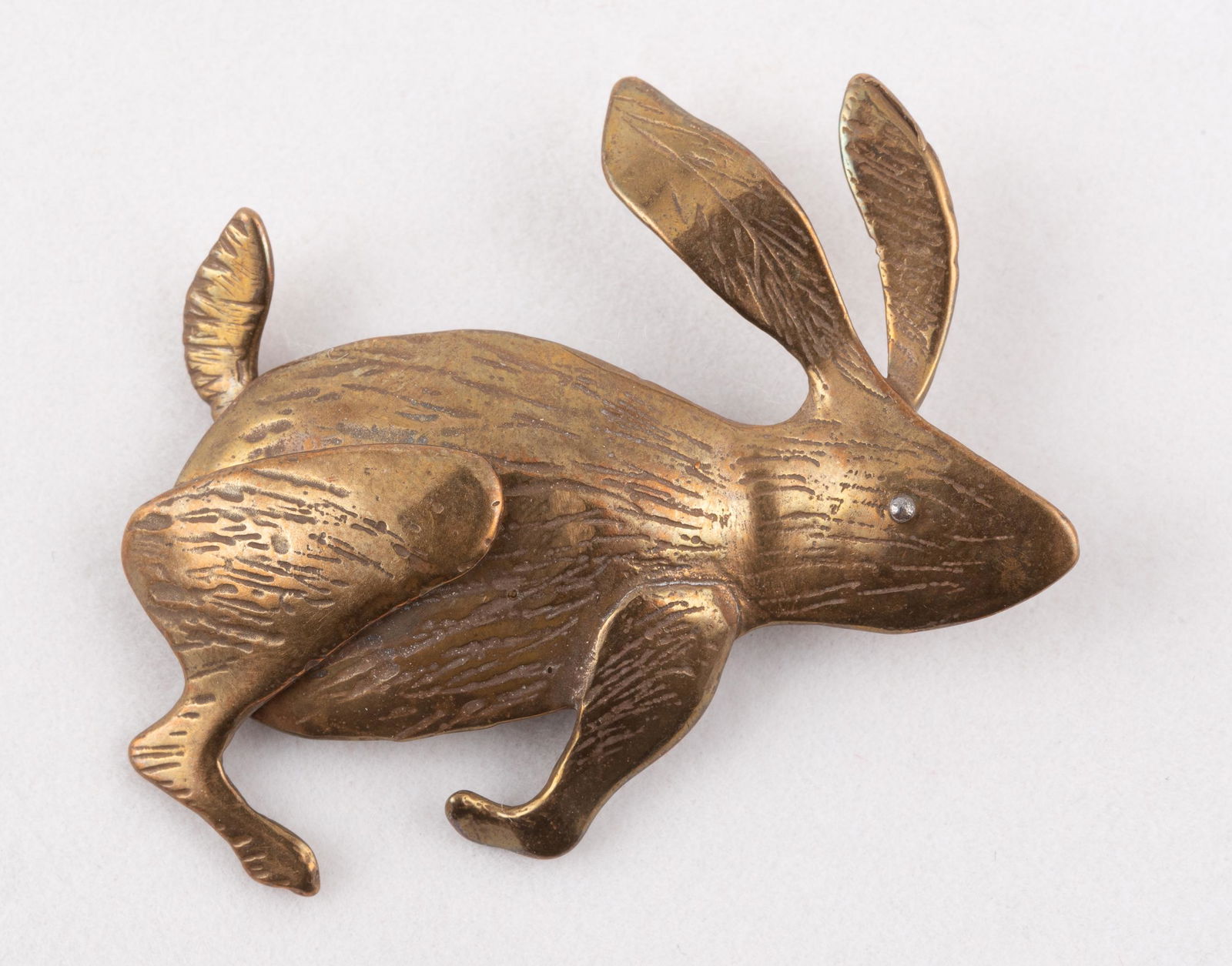 Vintage Luna Parc Mechanical Rabbit Pin (1 of 4)