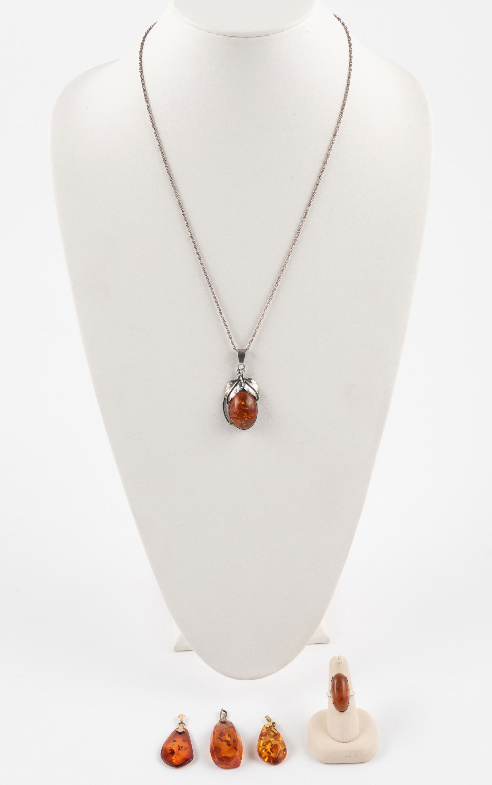 5 Pc. Amber Jewelry (1 of 11)