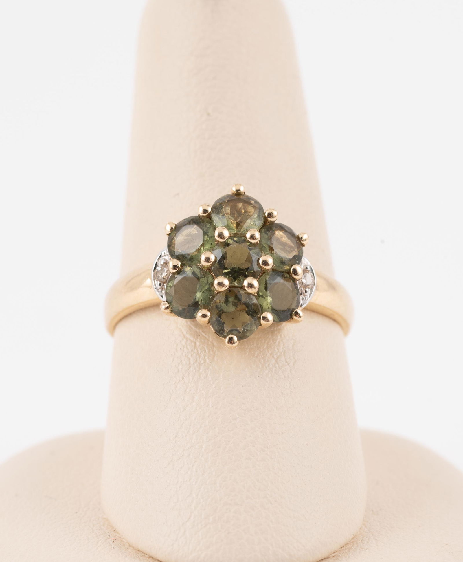 14K Peridot & Diamond Ring (1 of 3)