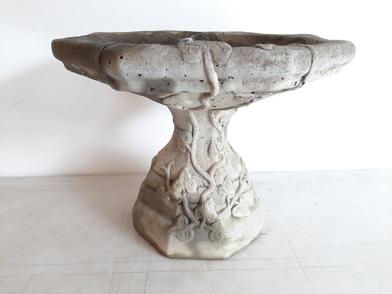 Concrete Bird Bath: 16" diameter X 13" high. IMPORTANT: Before bidding, please read the terms and conditions. When you registered for the auction you agreed to these terms and will be required to comply with them.