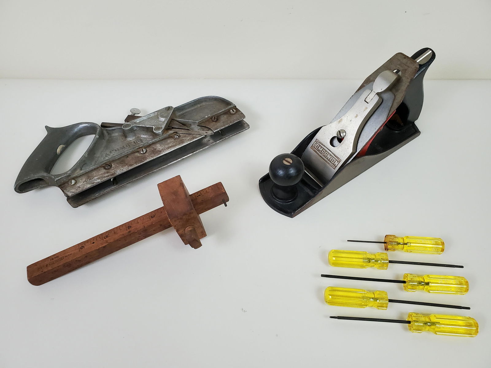 8 Pcs Hand Tools (1 of 3)