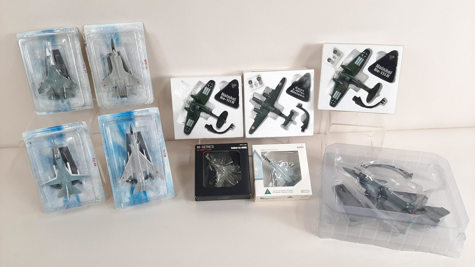 10 Military Air Craft Models: Includes Hogan Wings and Herpa. IMPORTANT: Before bidding, please read the terms and conditions. When you registered for the auction you agreed to these terms and will be required to comply with them.
