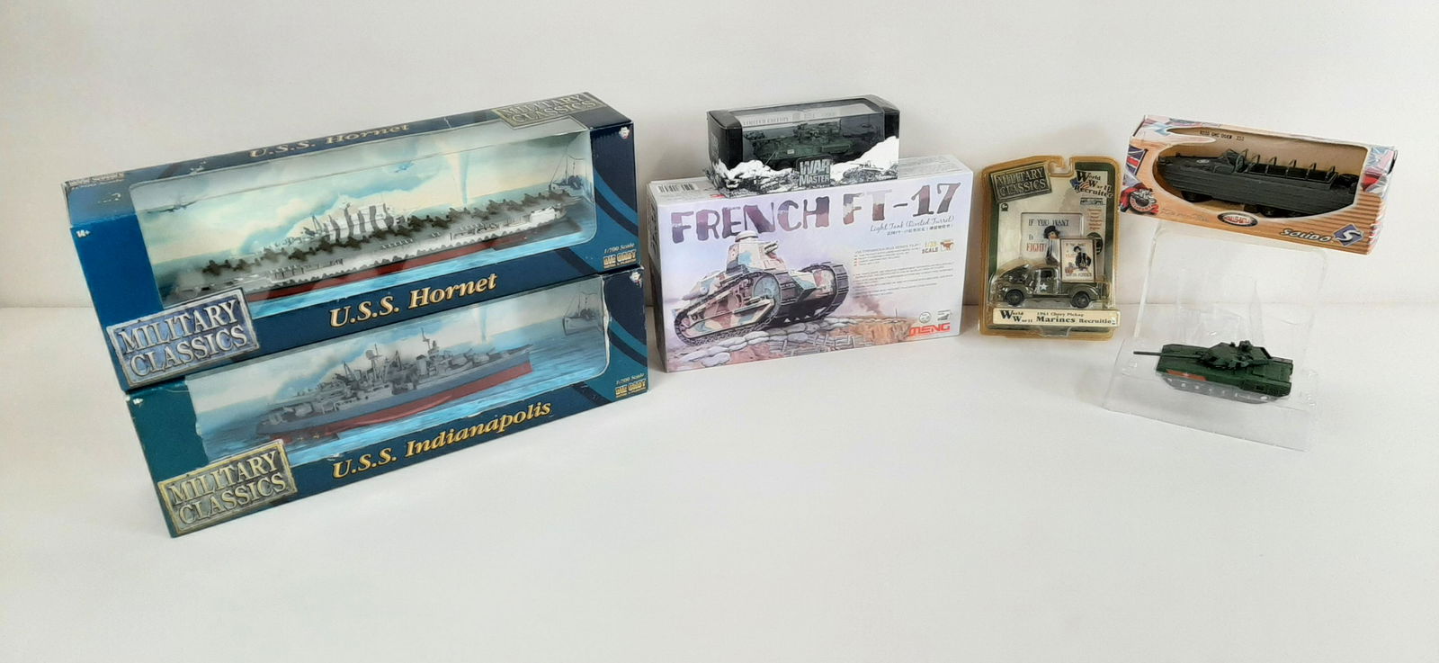 7 Military Die Cast Models incl. Military Classics (1 of 6)