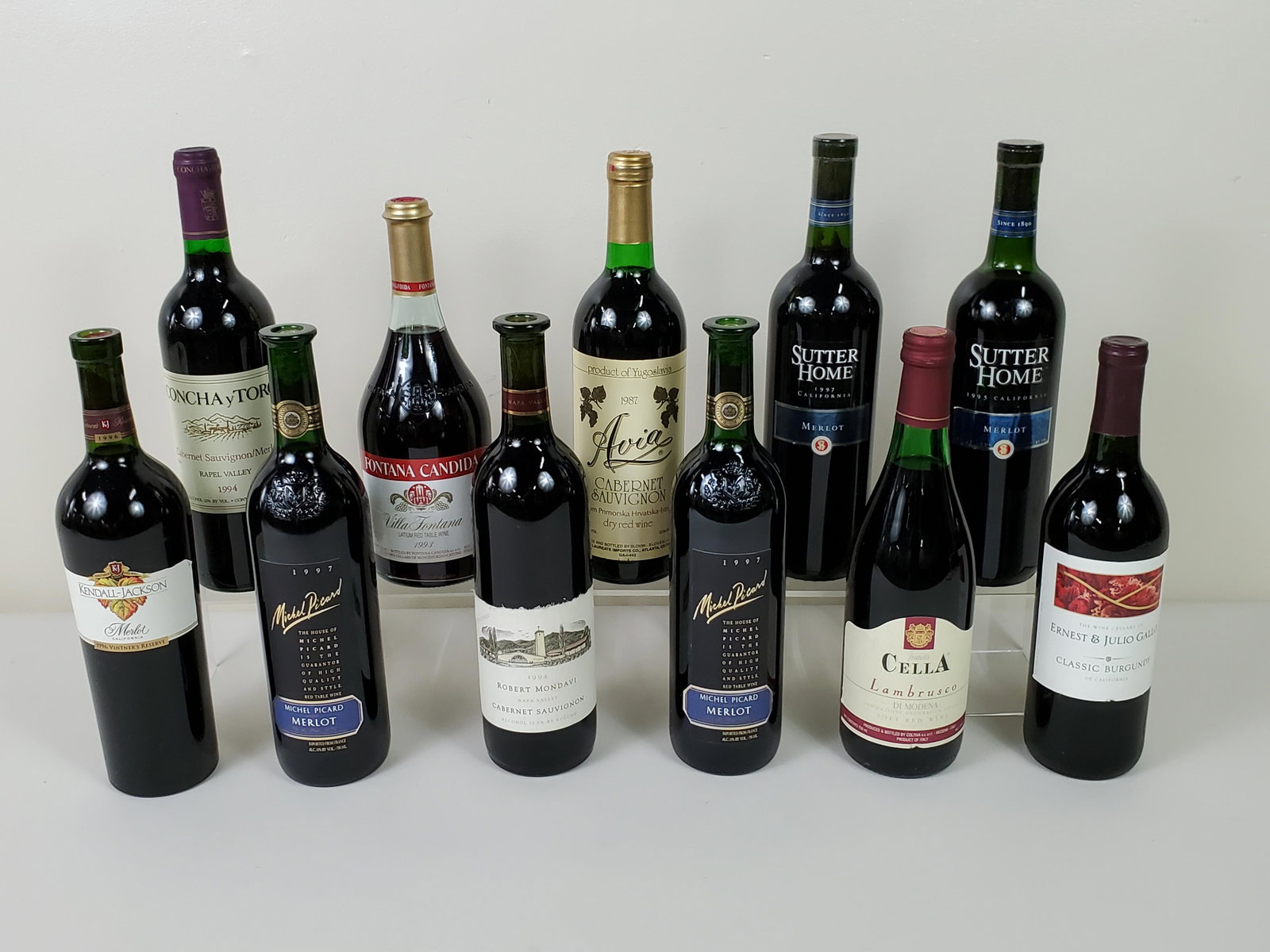 11 Bottles Of Estate Red Wine: All sealed and unopened. THIS LOT IS AVAILABLE FOR PICK UP ONLY. SHIPPING NOT AVAILABLE. IMPORTANT: Before bidding, please read the terms and conditions. When you registered for the auction you agreed