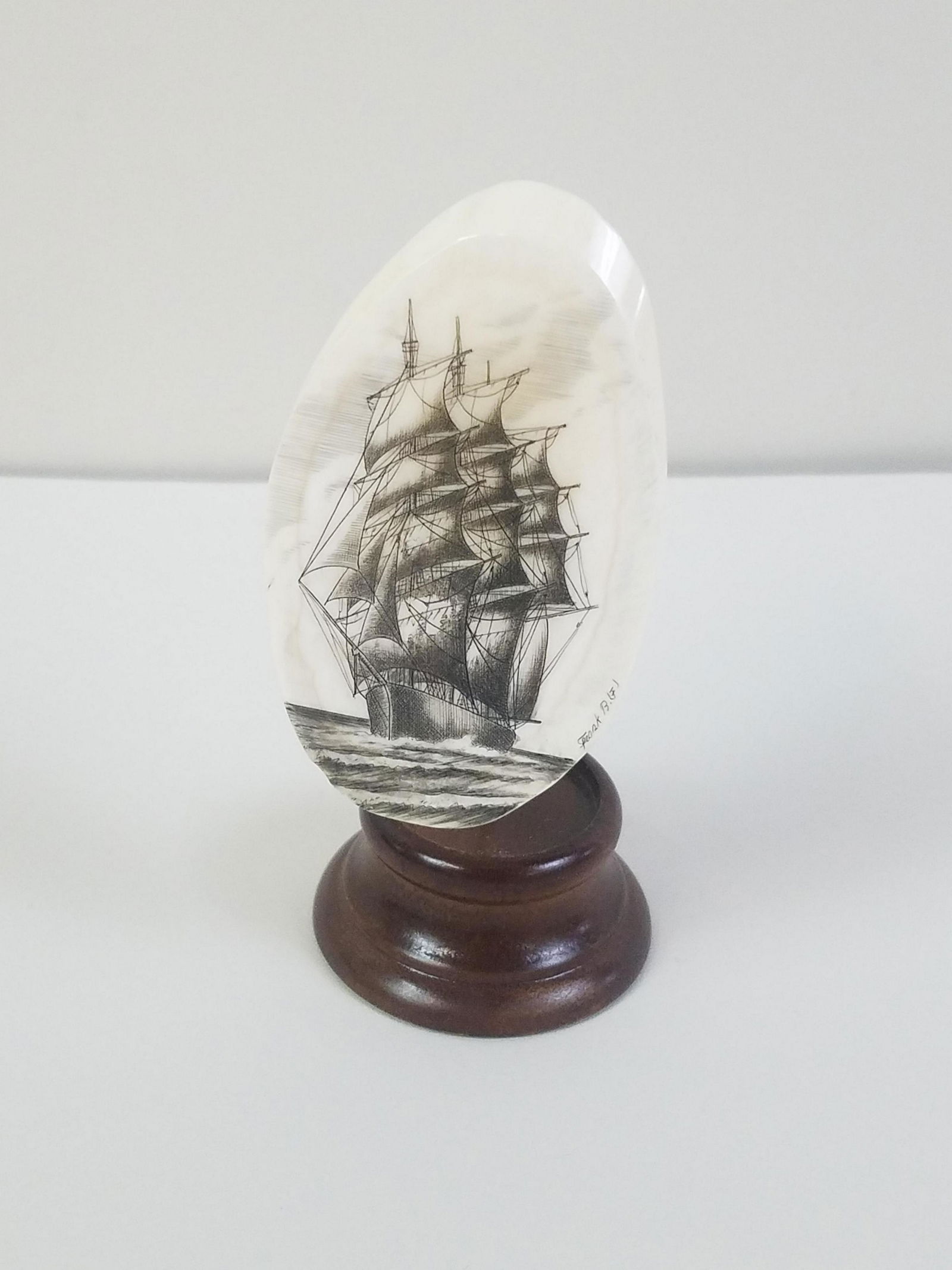 Scrimshaw of Tall Ship by Francis Barcelos: Verso: "By: Francis Barcelos. Comendator of the order of Prince Henry (The Navigator)". 4-1/2" high. IMPORTANT: Before bidding, please read the terms and conditions. When you registered for the auctio