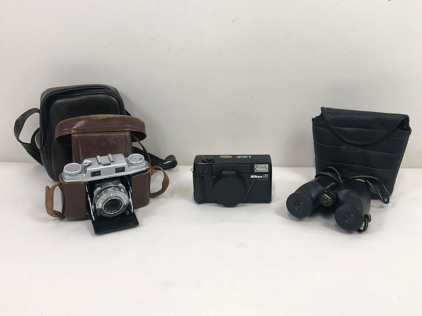 AGFA Super Solinette & Nikon AF Camera (1 of 11)