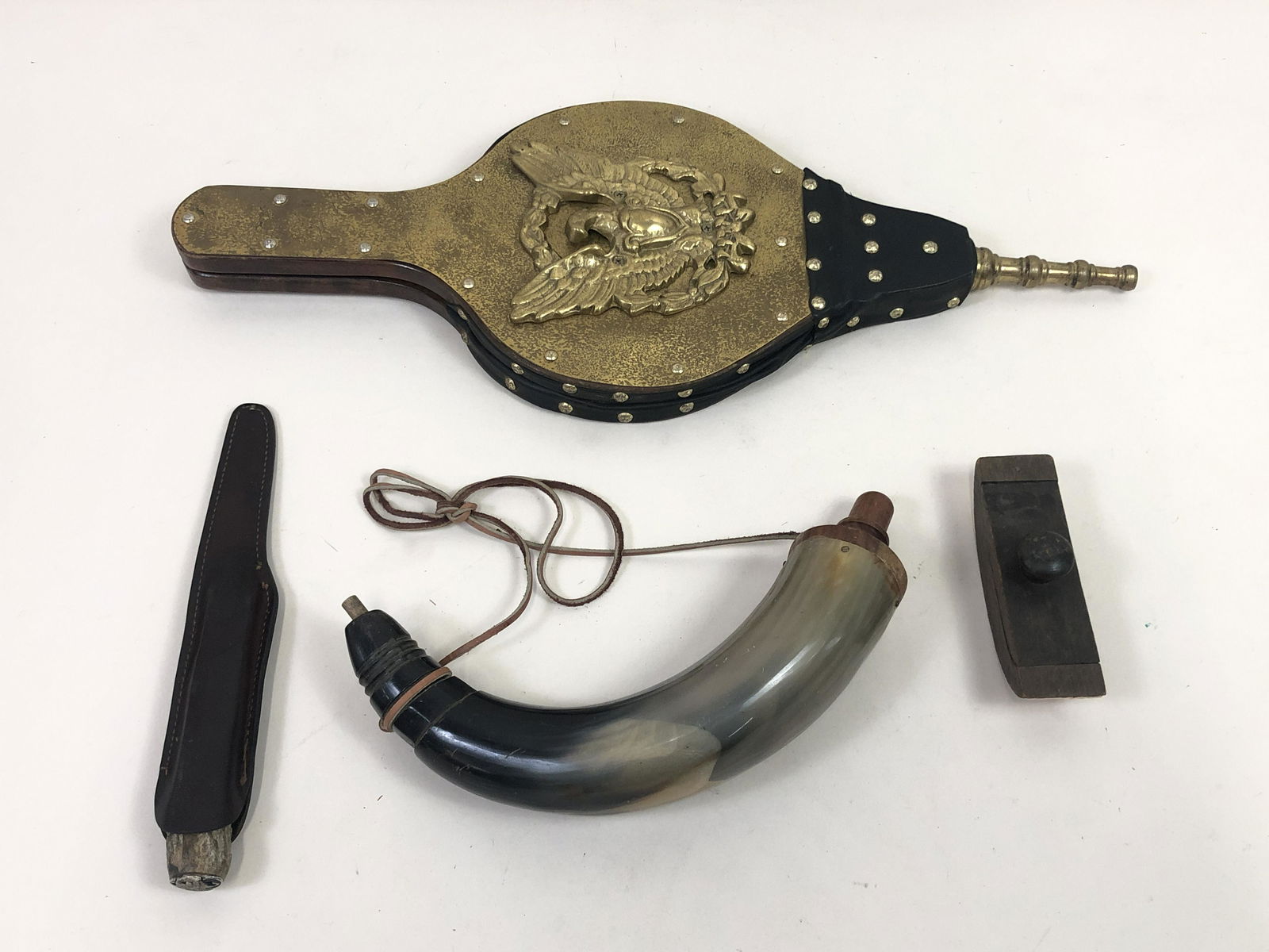 4 Pcs Including Antique Knife & Powder Horn (1 of 9)