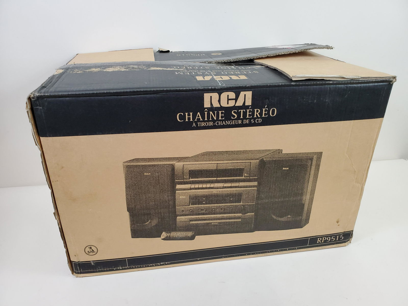 RCA Stereo System With 5 Disk CD Changer NIB (1 of 3)