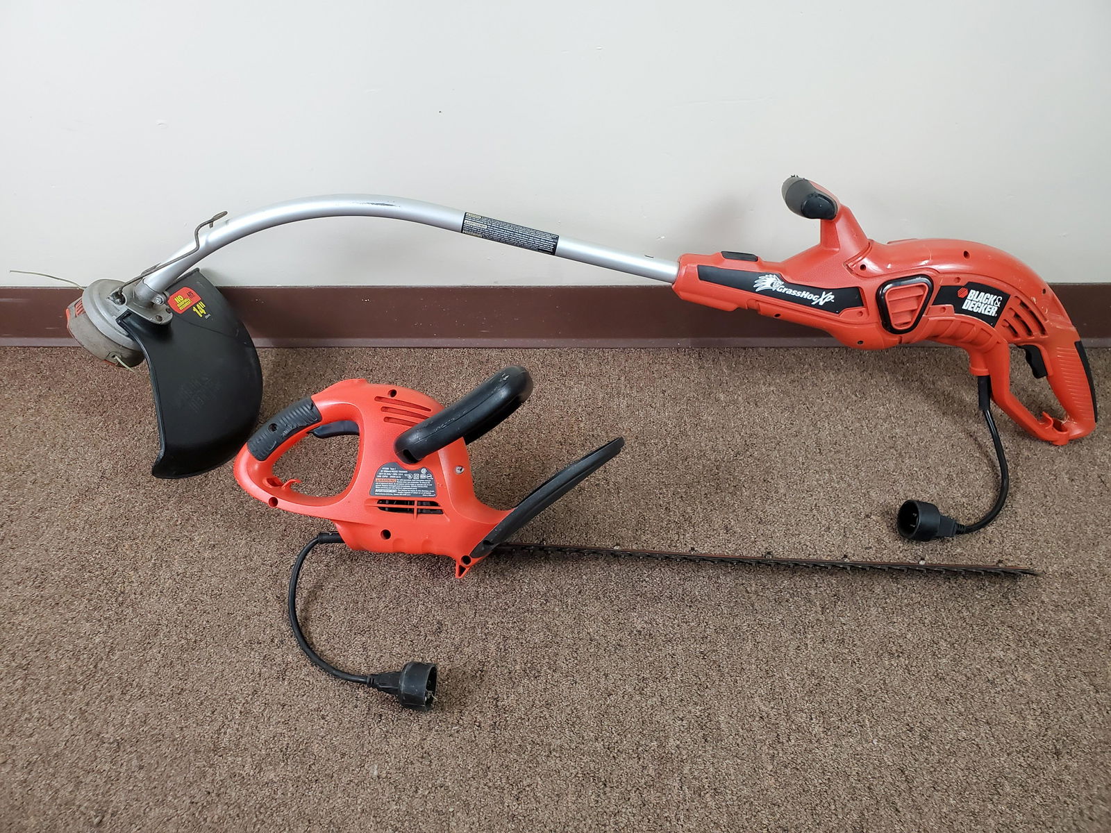 Black & Decker GrassHog XP & Hedge Trimmer (1 of 3)