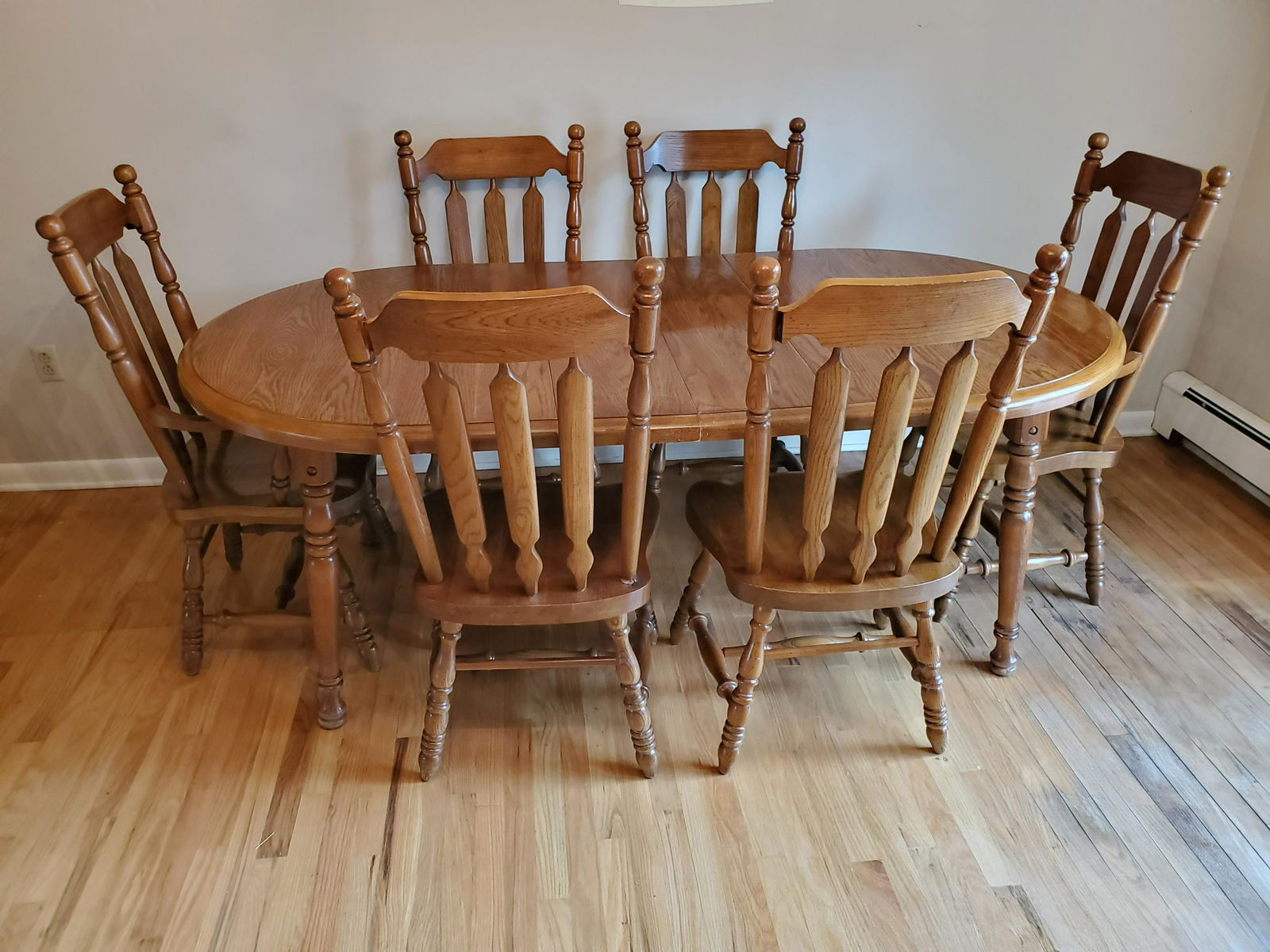 Open Hearth II Dining Room Table & 6 Chairs (1 of 6)