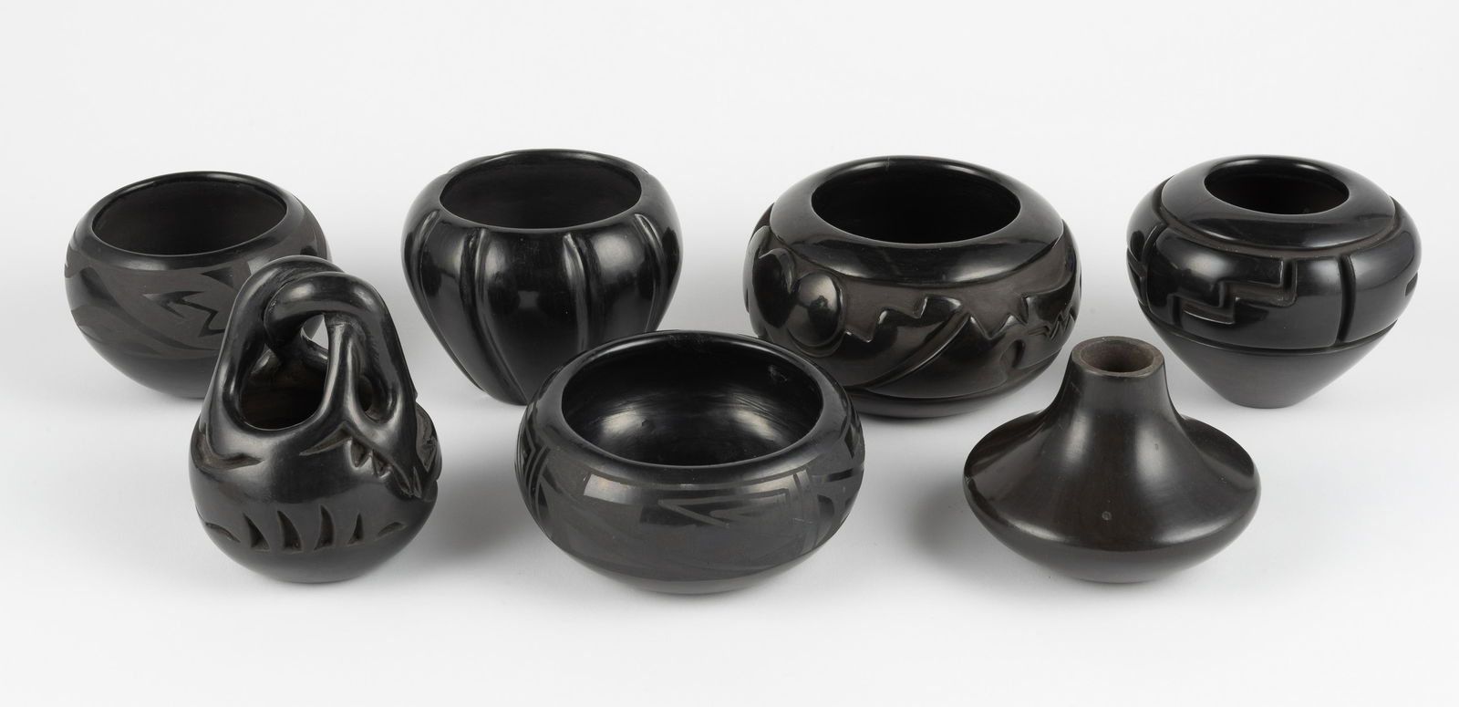 7 Pc Santa Clara Blackware (1 of 15)