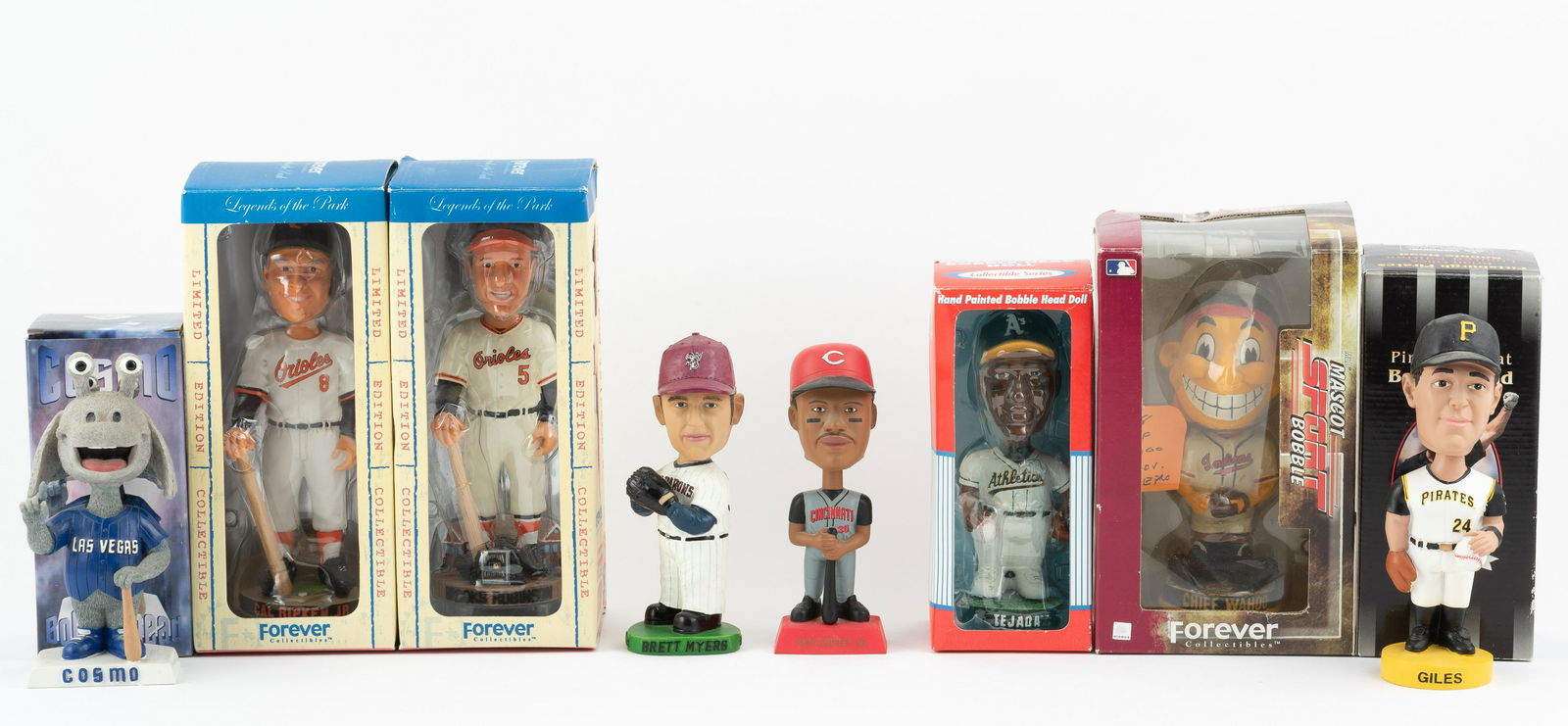 8 Hand Painted Baseball Bobbleheads (1 of 20)