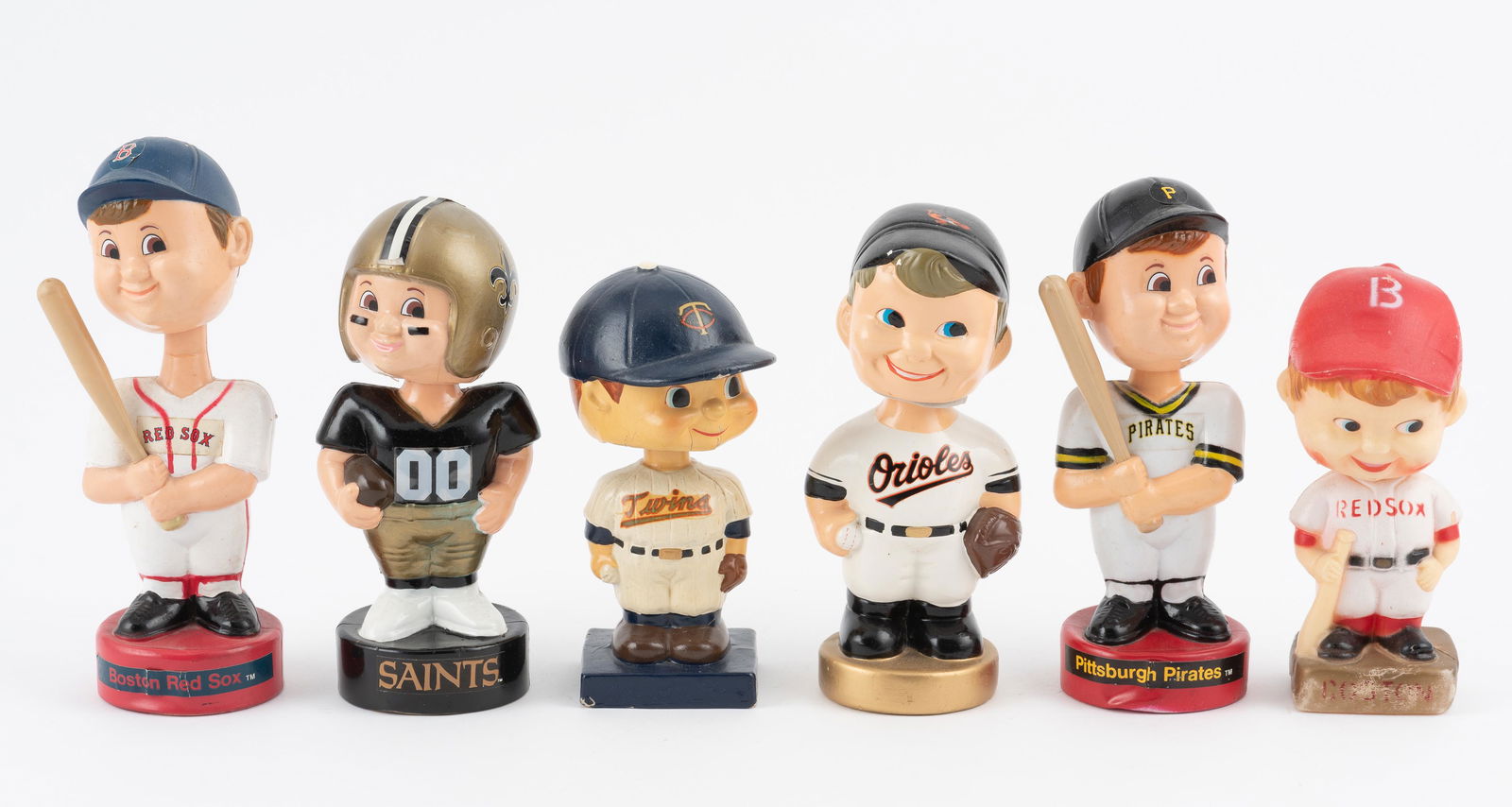 6 Vintage Baseball Bobbleheads (1 of 18)