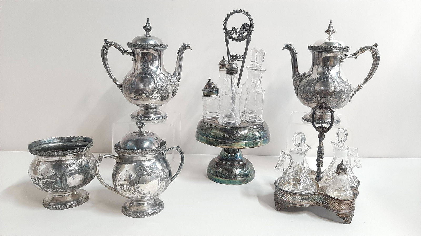 15 Pcs Silverplate and Glass incl. Cruet Sets (1 of 5)