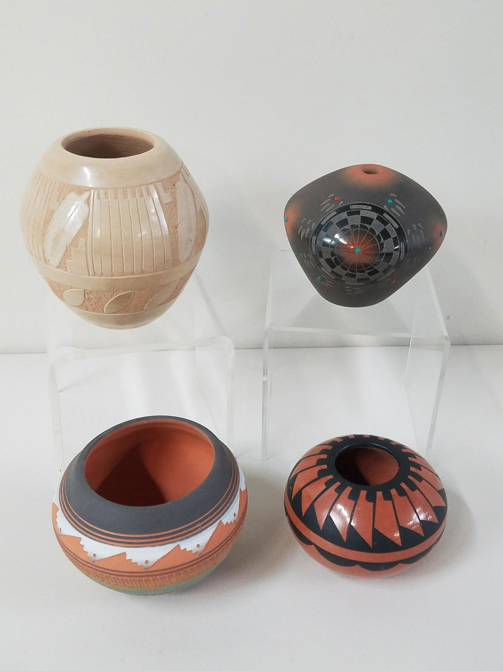 4 Pcs Native American Pottery (1 of 9)