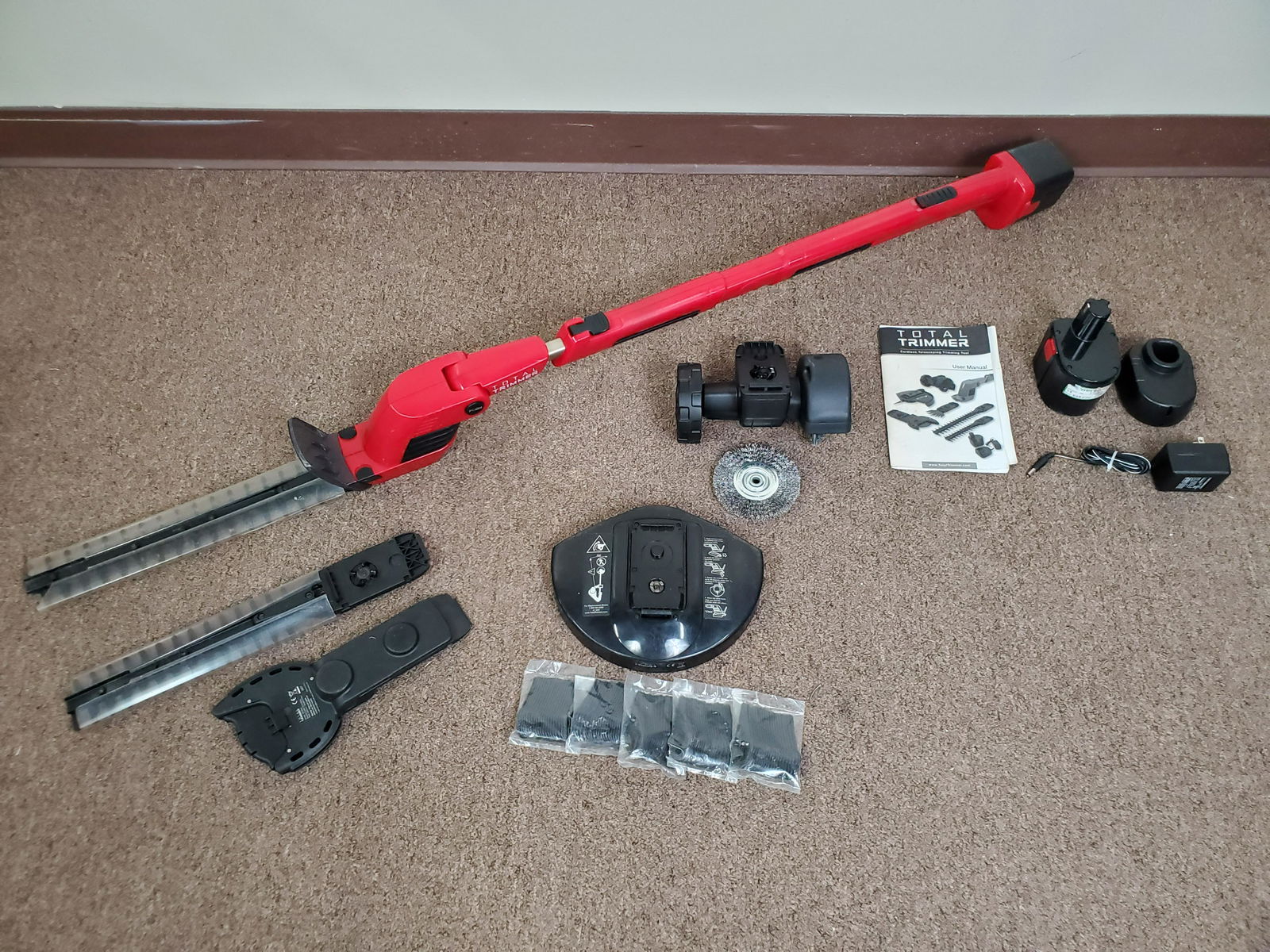 Total Trimmer 4 in 1 Multi Tool (1 of 6)