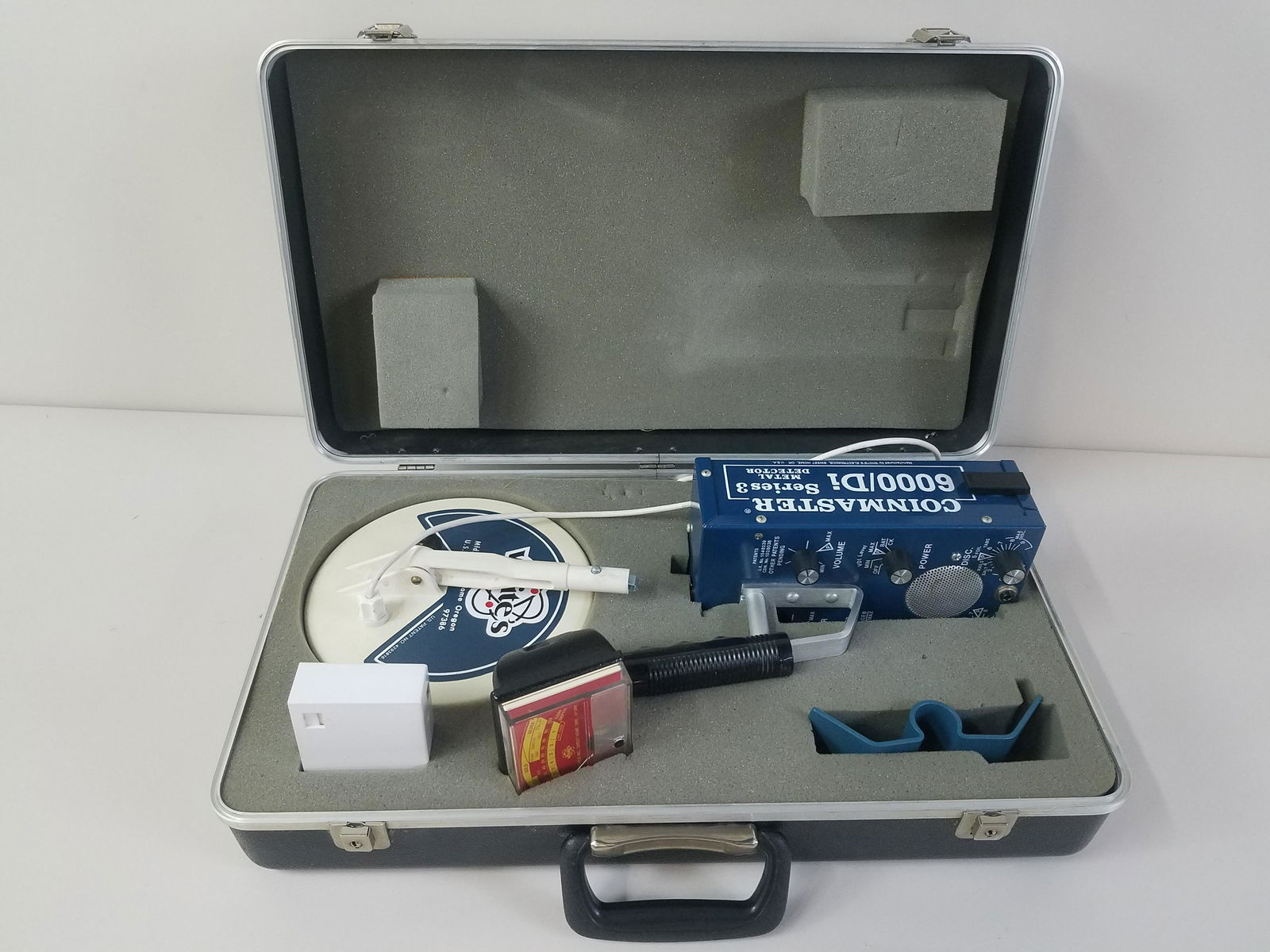 Coinmaster 5000/Di Series 3 Metal Detector (1 of 3)