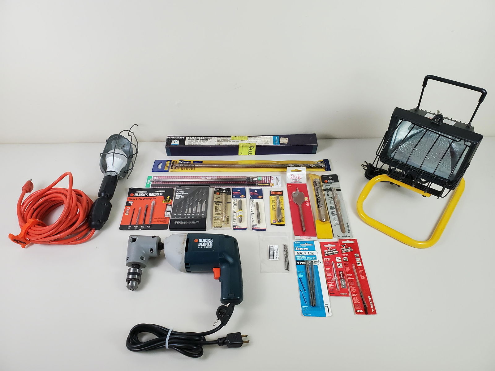 Work Lights, Power Drill, Bits, Penncraft Driver (1 of 5)