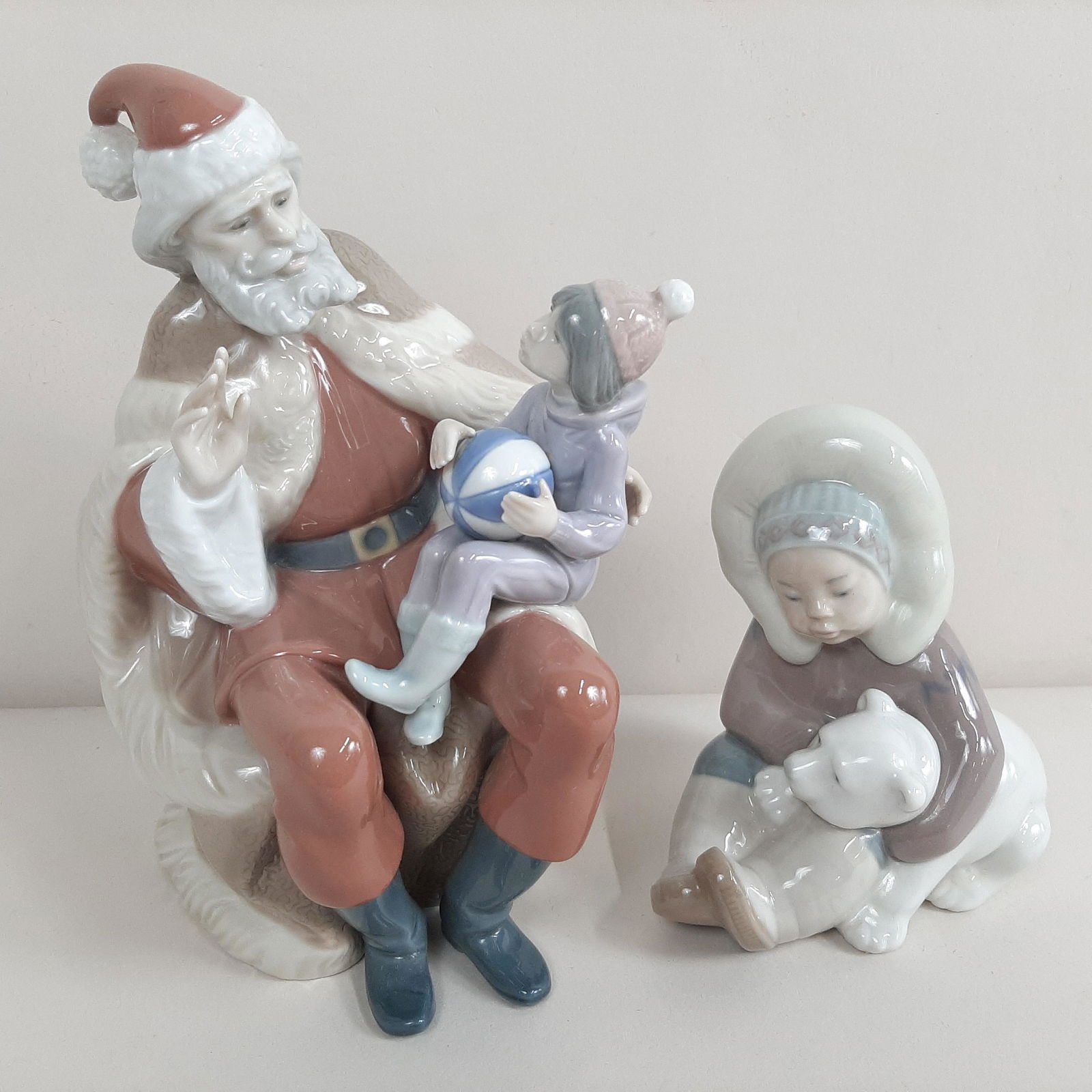 2 Lladro Figurines incl. "Christmas Wish" (1 of 6)