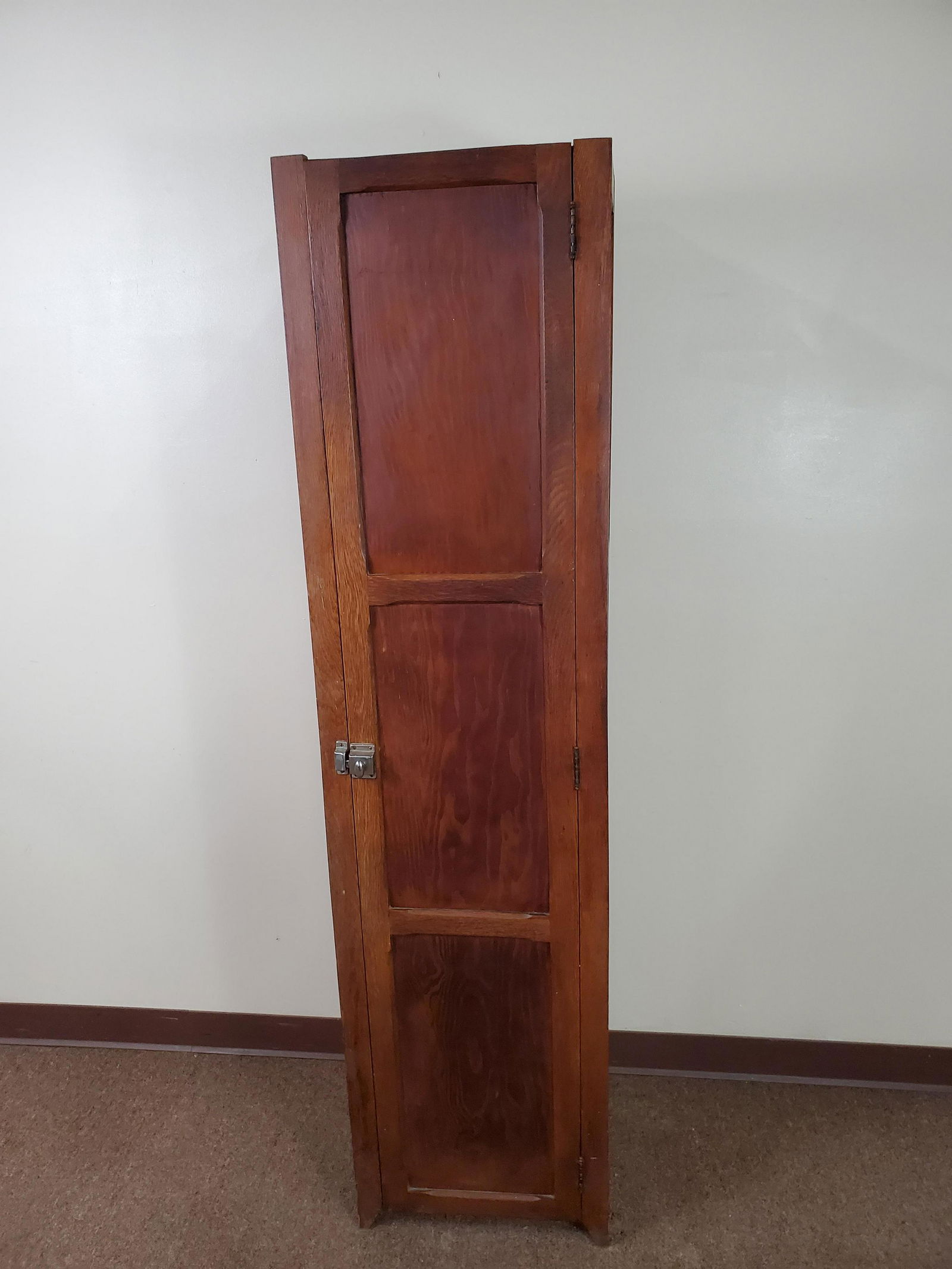 Antique Kitchen Cabinet (1 of 5)