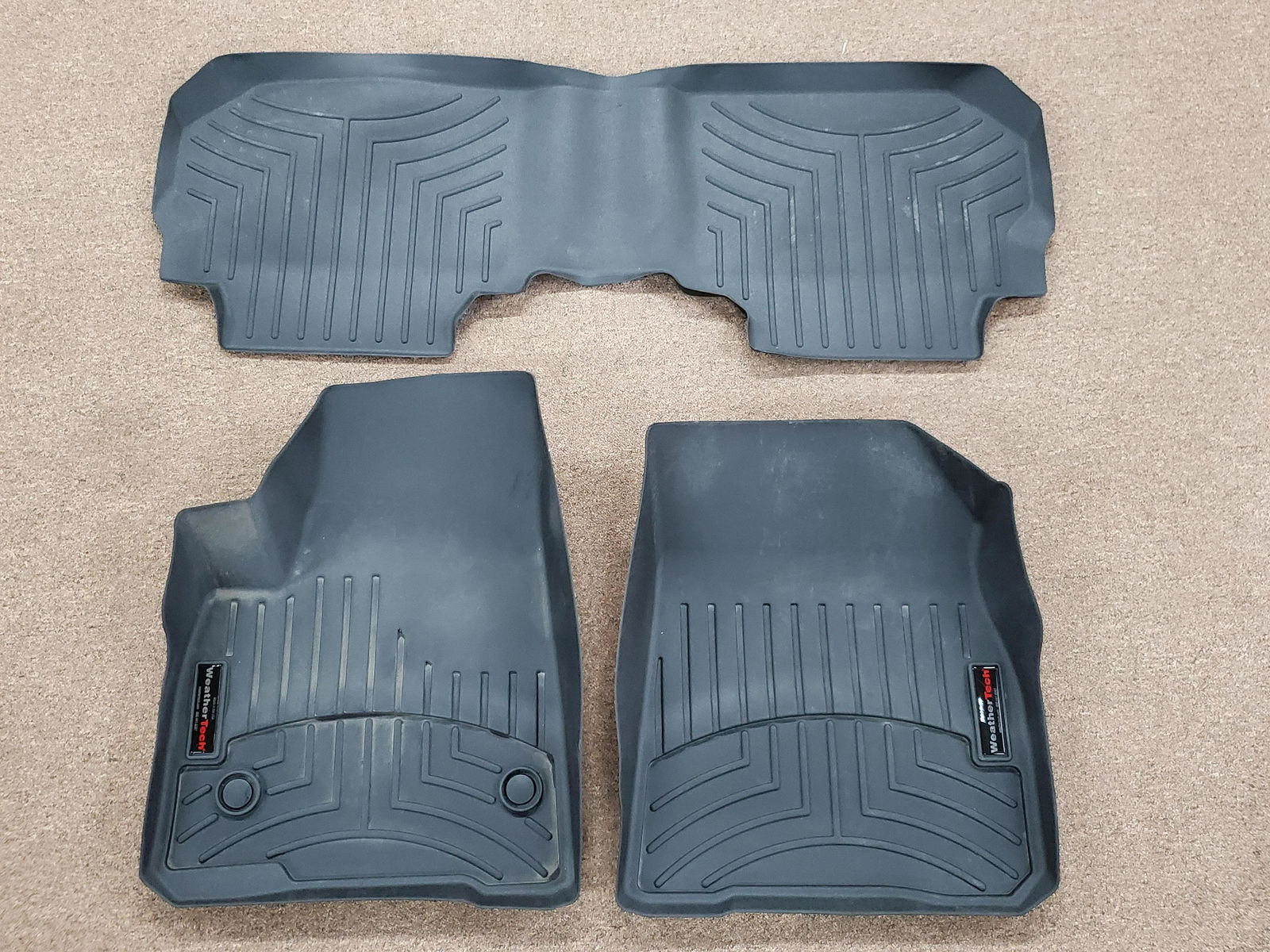 Weathertech Floor Mats 2017 Cadillac XT5 Luxury (1 of 2)