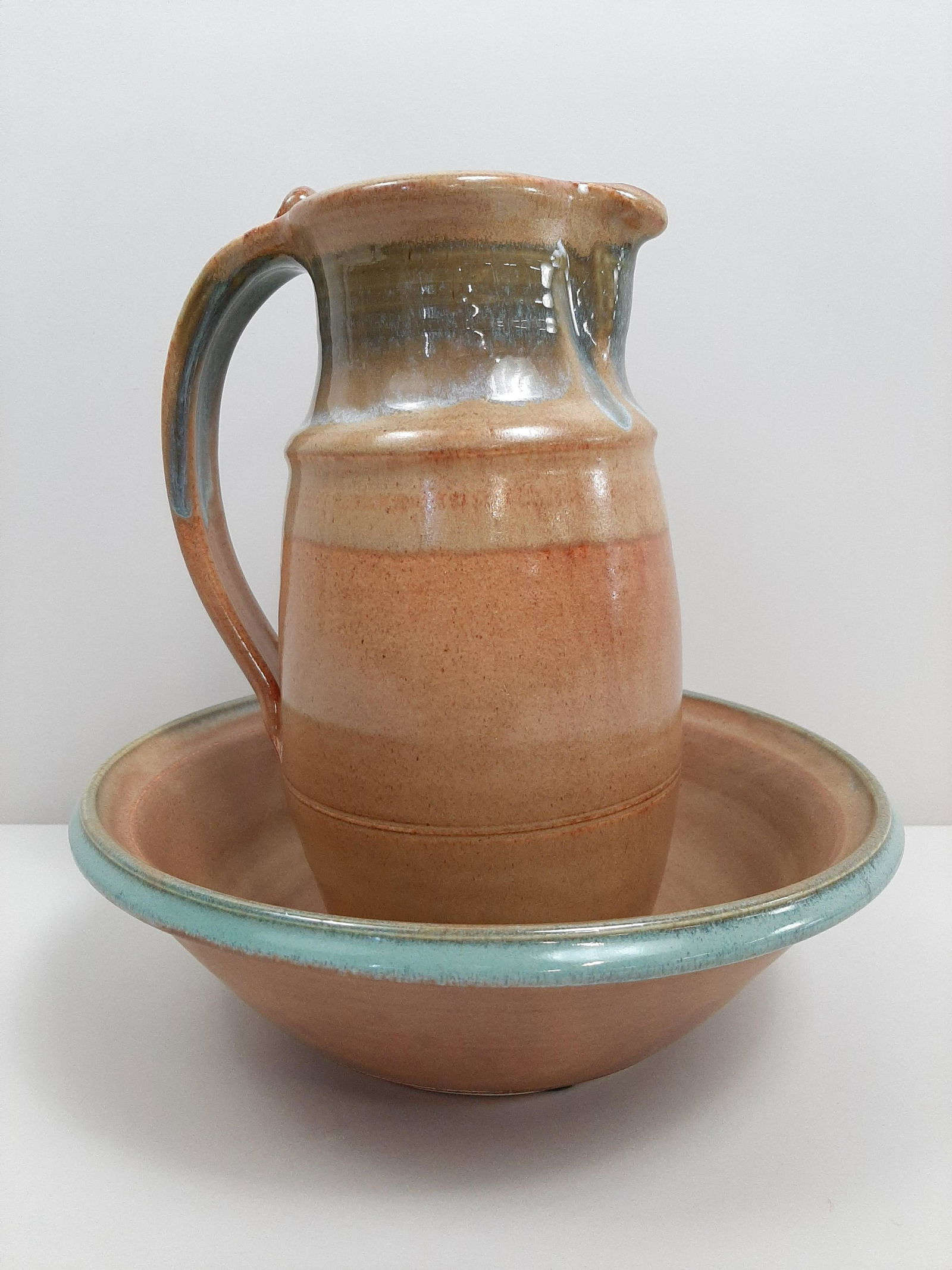 Phil Patterson Studio Ceramic Bowl and Pitcher (1 of 4)