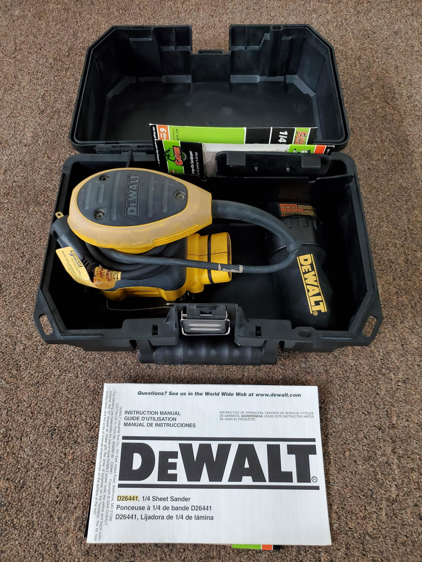 DeWalt D26441 Sheet Sander (1 of 2)