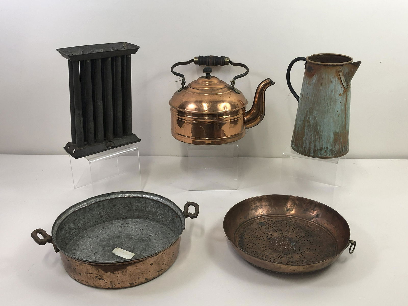 5 Pcs Primitive Kitchenalia Including Copperware (1 of 10)