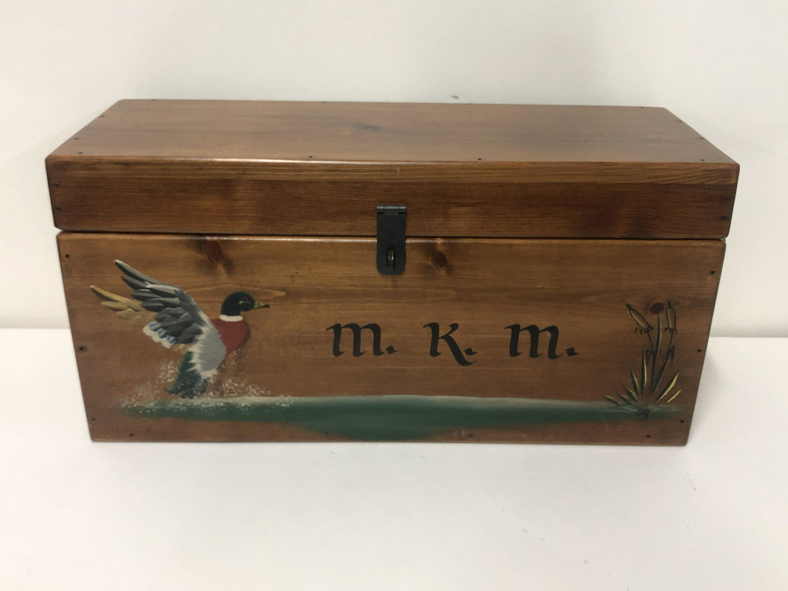 Bench Made Hunters Chest (1 of 5)