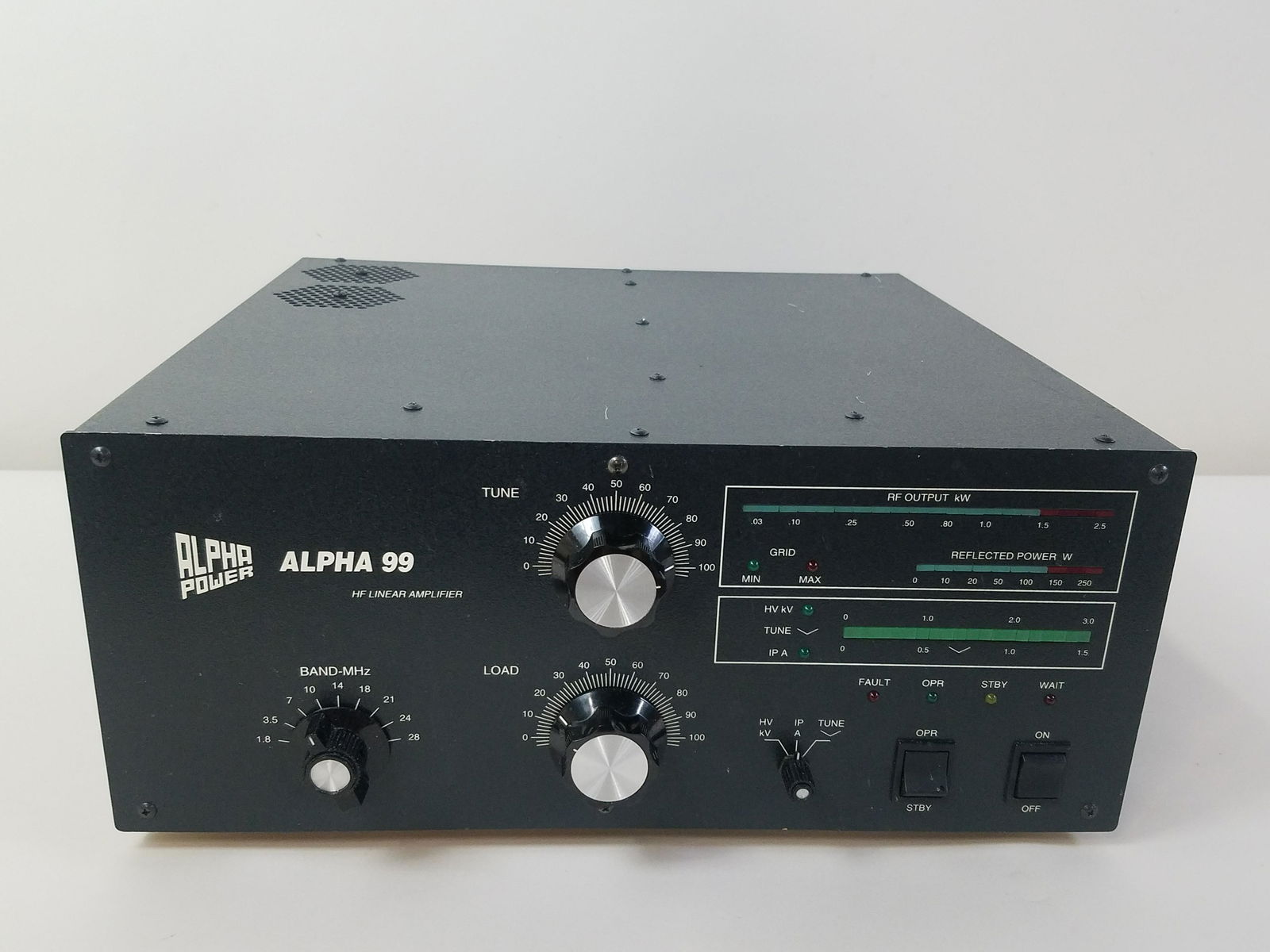 Alpha Power HF Linear Amplifier (1 of 4)