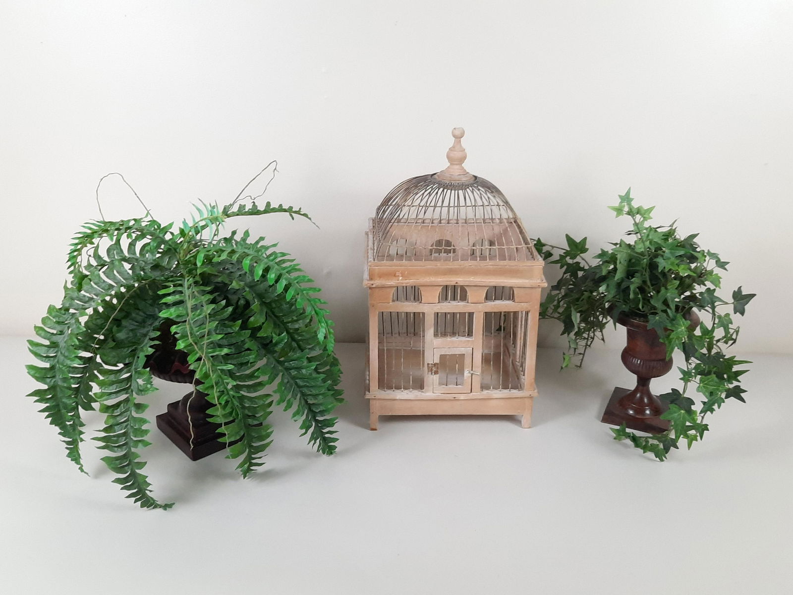 2 Artificial House Plants and Decorative Bird Cage (1 of 4)