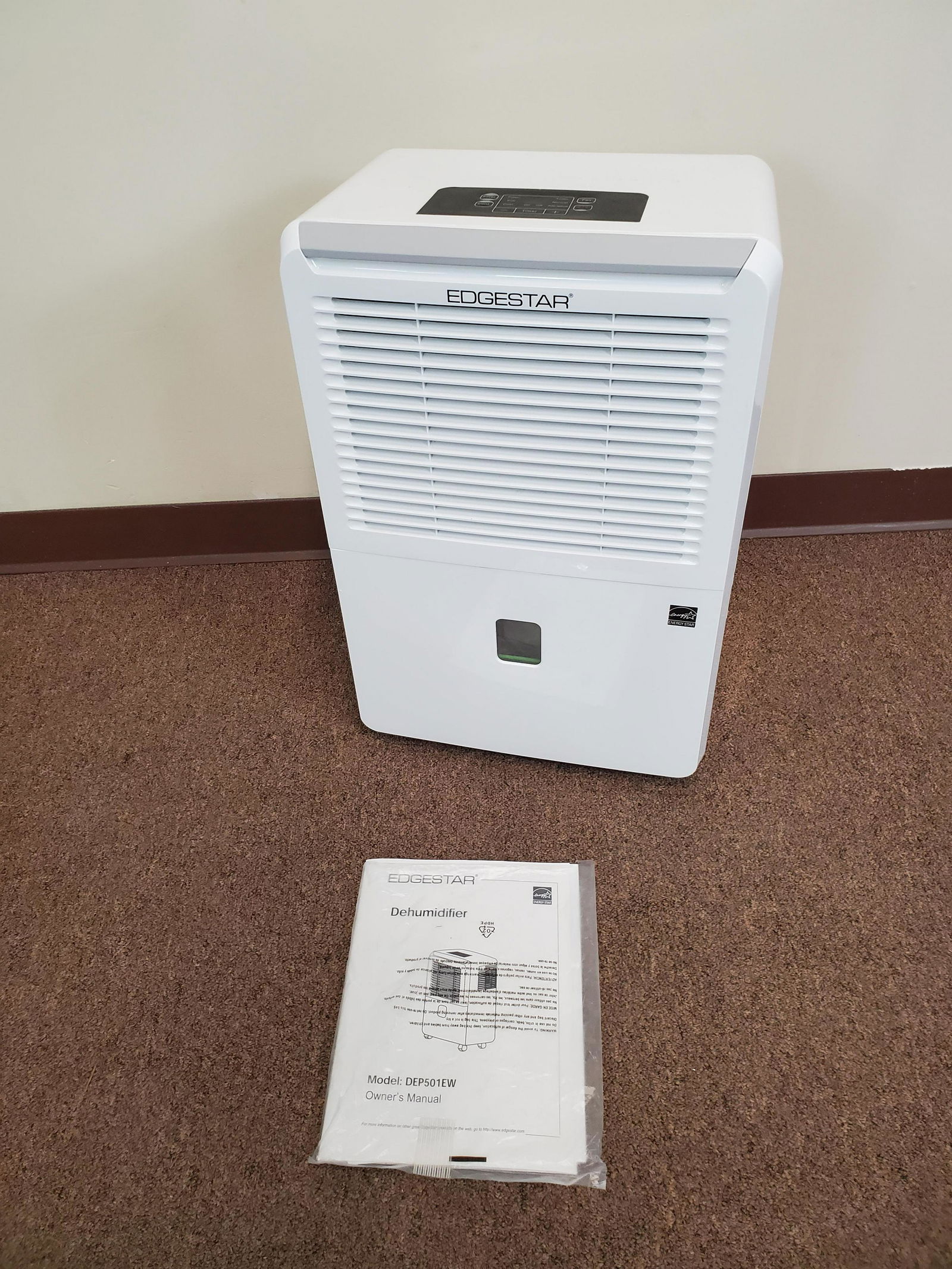 Edgestar Dehumidifier (1 of 3)