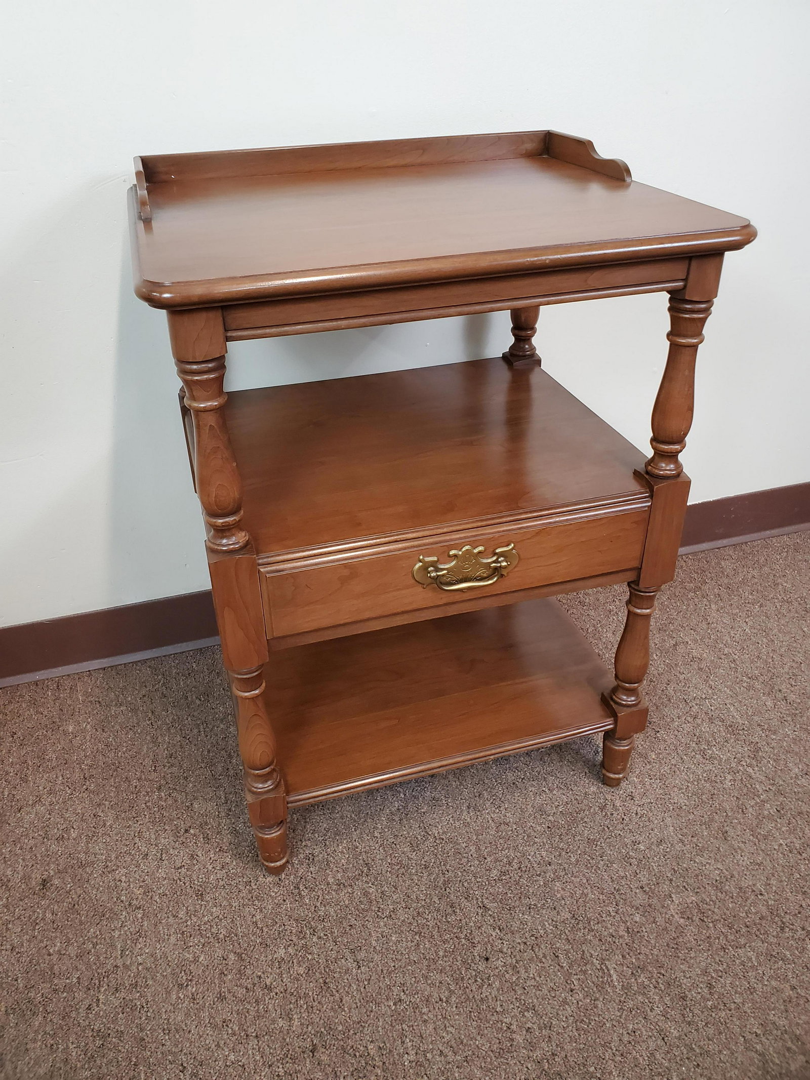 Pennsylvania House Nightstand: 20" wide X 16" deep X 28" high. IMPORTANT: Before bidding, please read the terms and conditions. When you registered for the auction you agreed to these terms and will be required to comply with them.