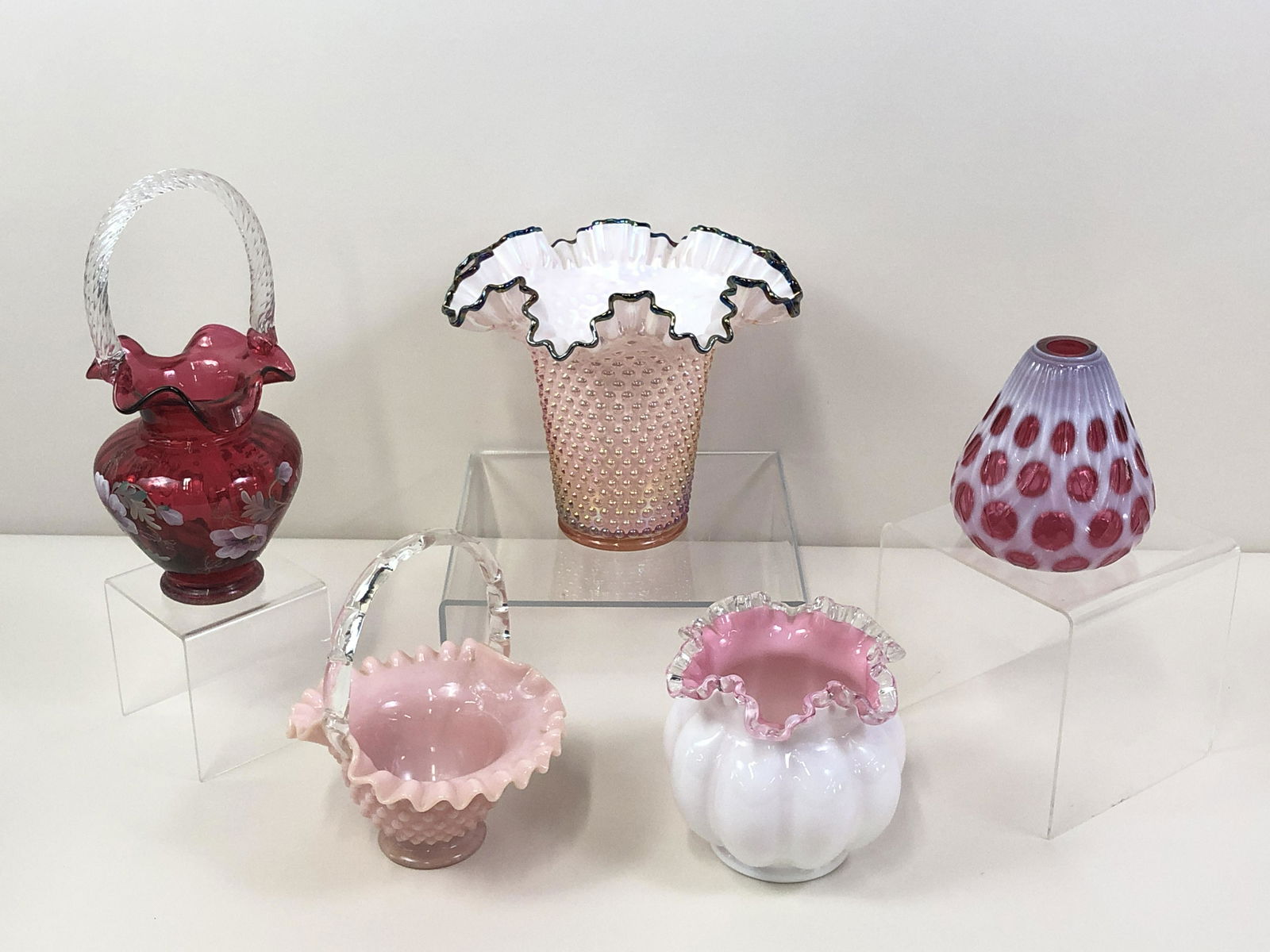 5 Pcs Fenton Glassware (1 of 9)