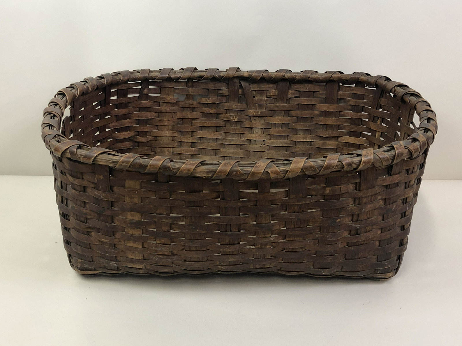 19th C. Pound Ridge Oak Splint Baby Basket (1 of 3)