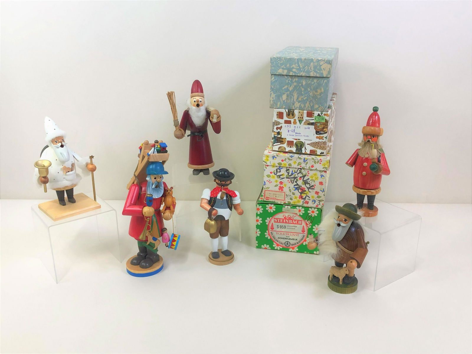 6 Vintage Smokers (1 of 7)