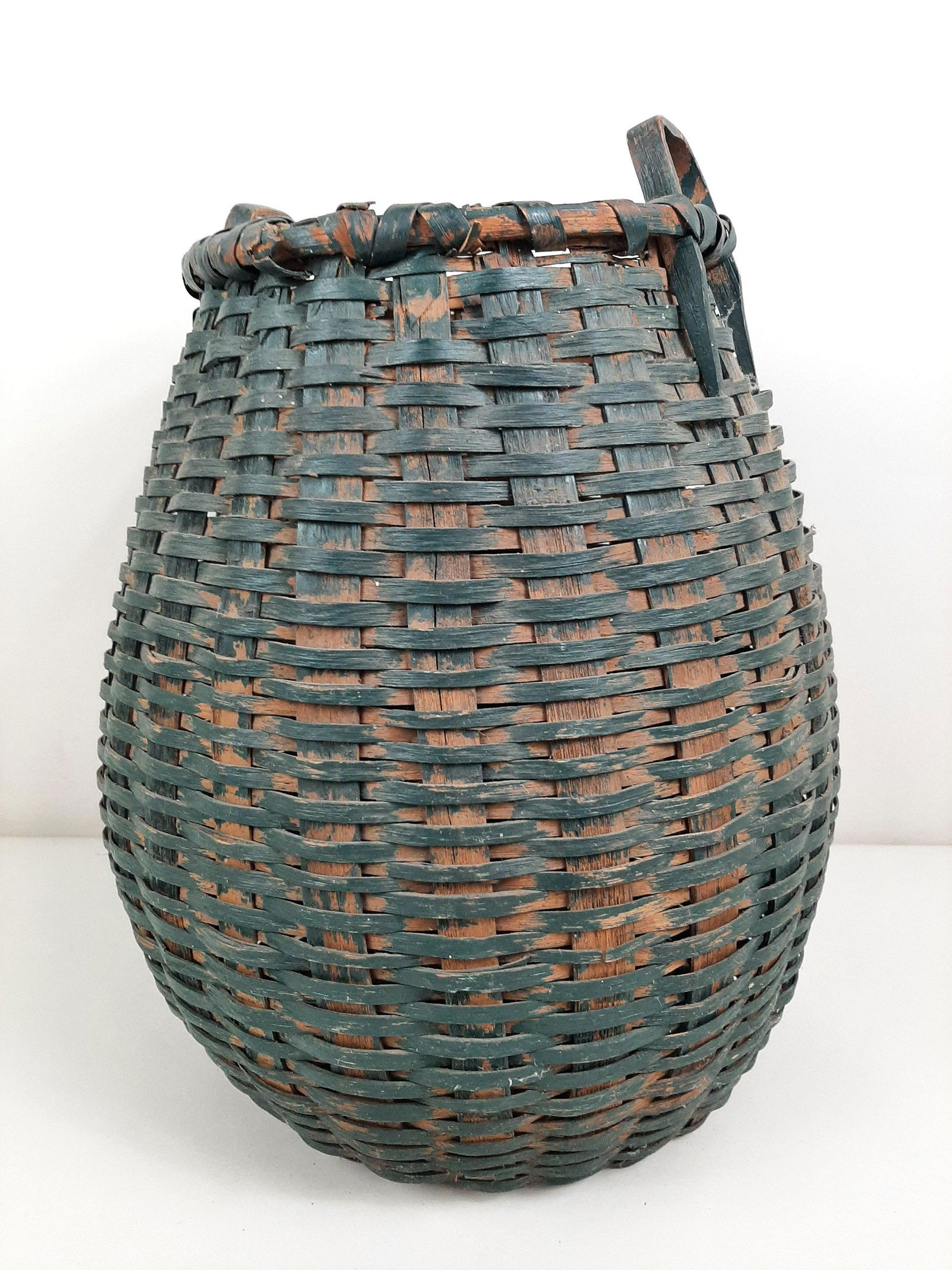 19th C. Pound Ridge Oak Splint Basket (1 of 4)