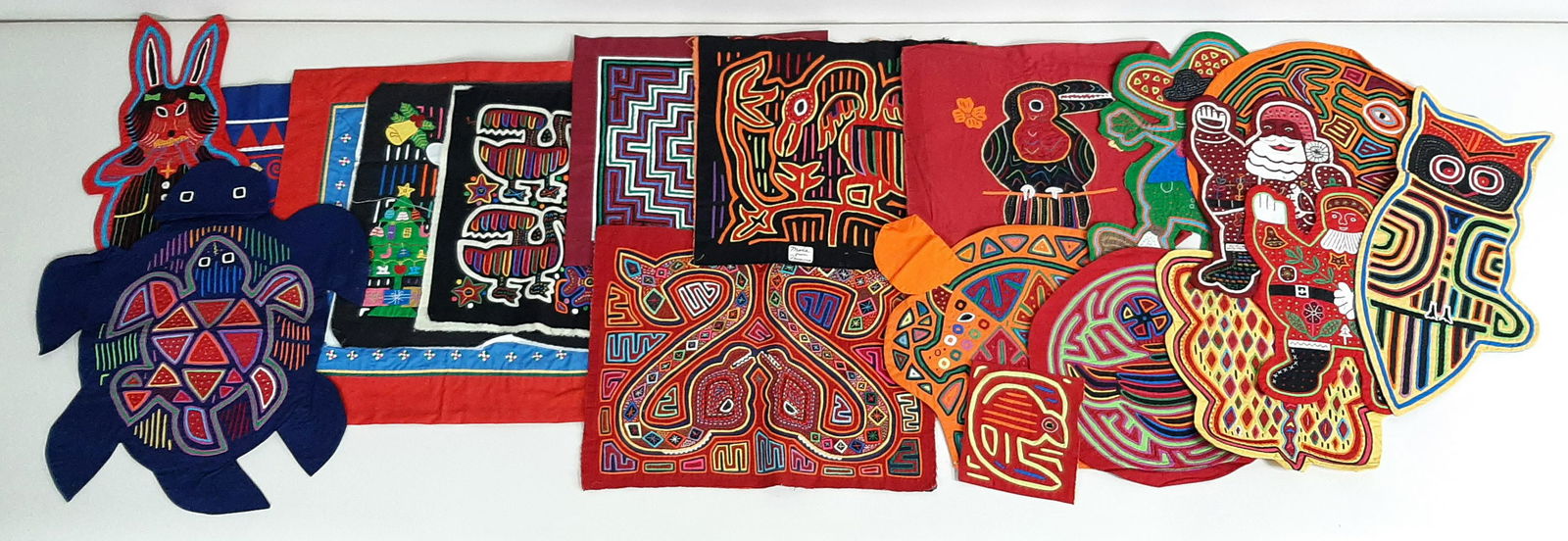17 Pcs Hmong and South American Textiles (1 of 11)