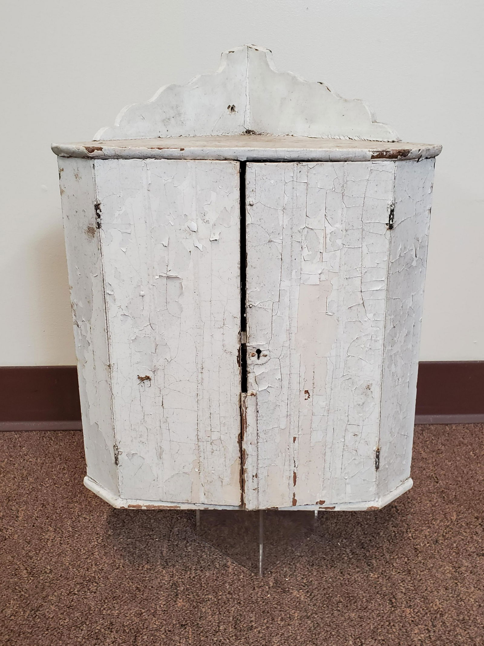 White Painted Corner Wall Cabinet (1 of 4)