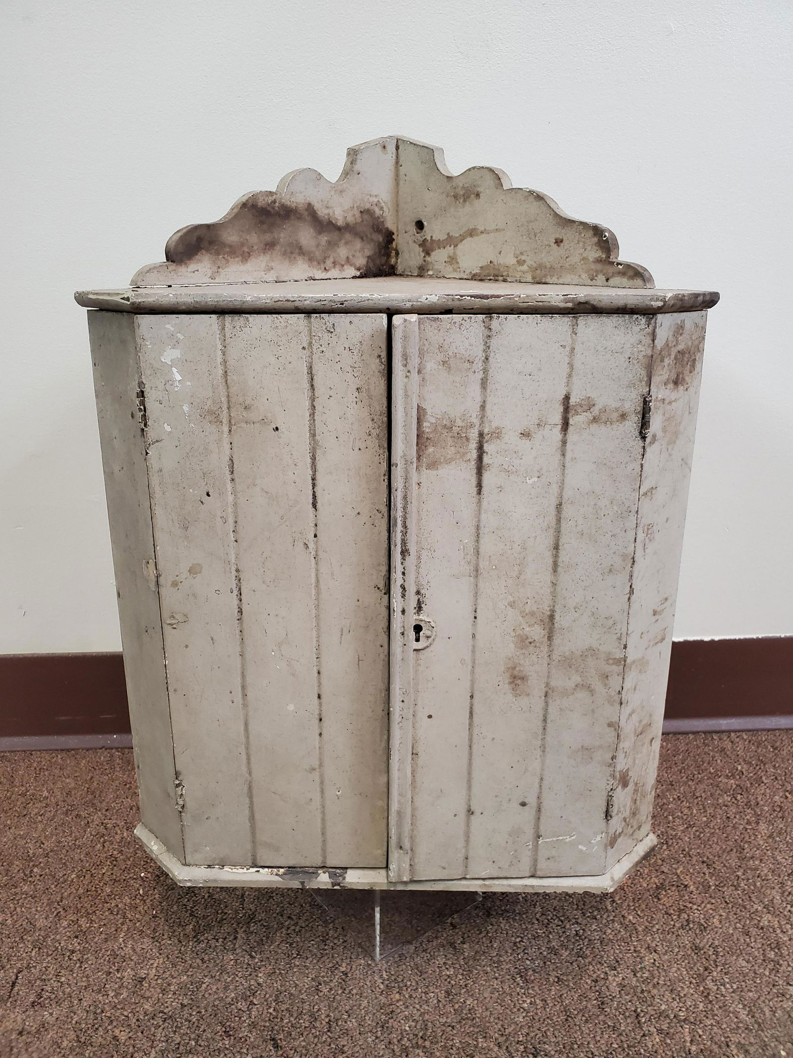 Painted Corner Wall Cabinet (1 of 3)